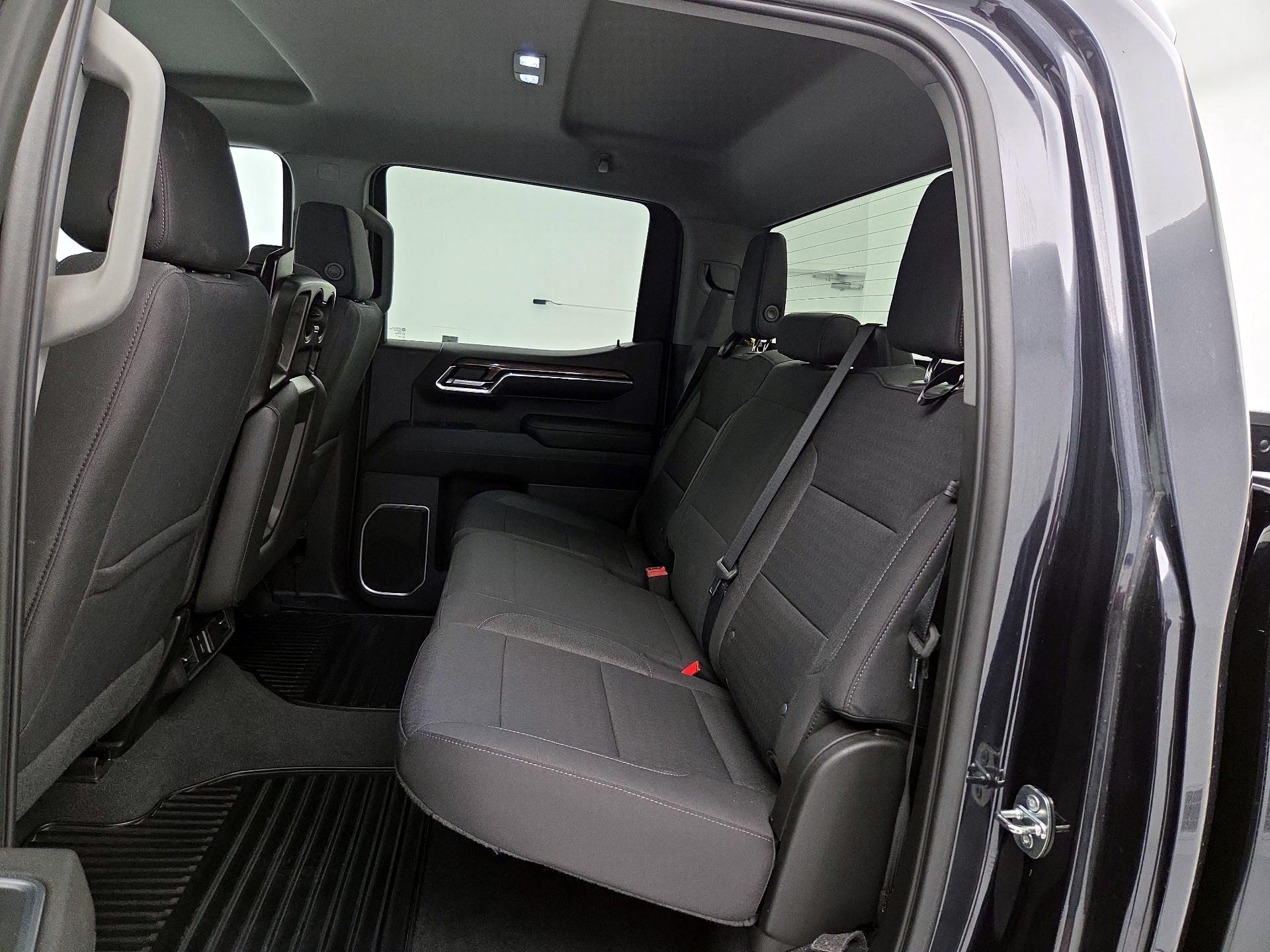 Thumbnail: 2022 Chevrolet Silverado 1500 - 19