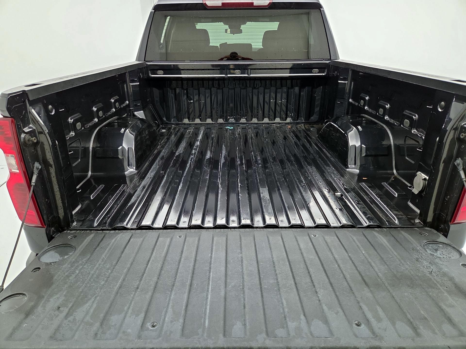 Thumbnail: 2022 Chevrolet Silverado 1500 - 20