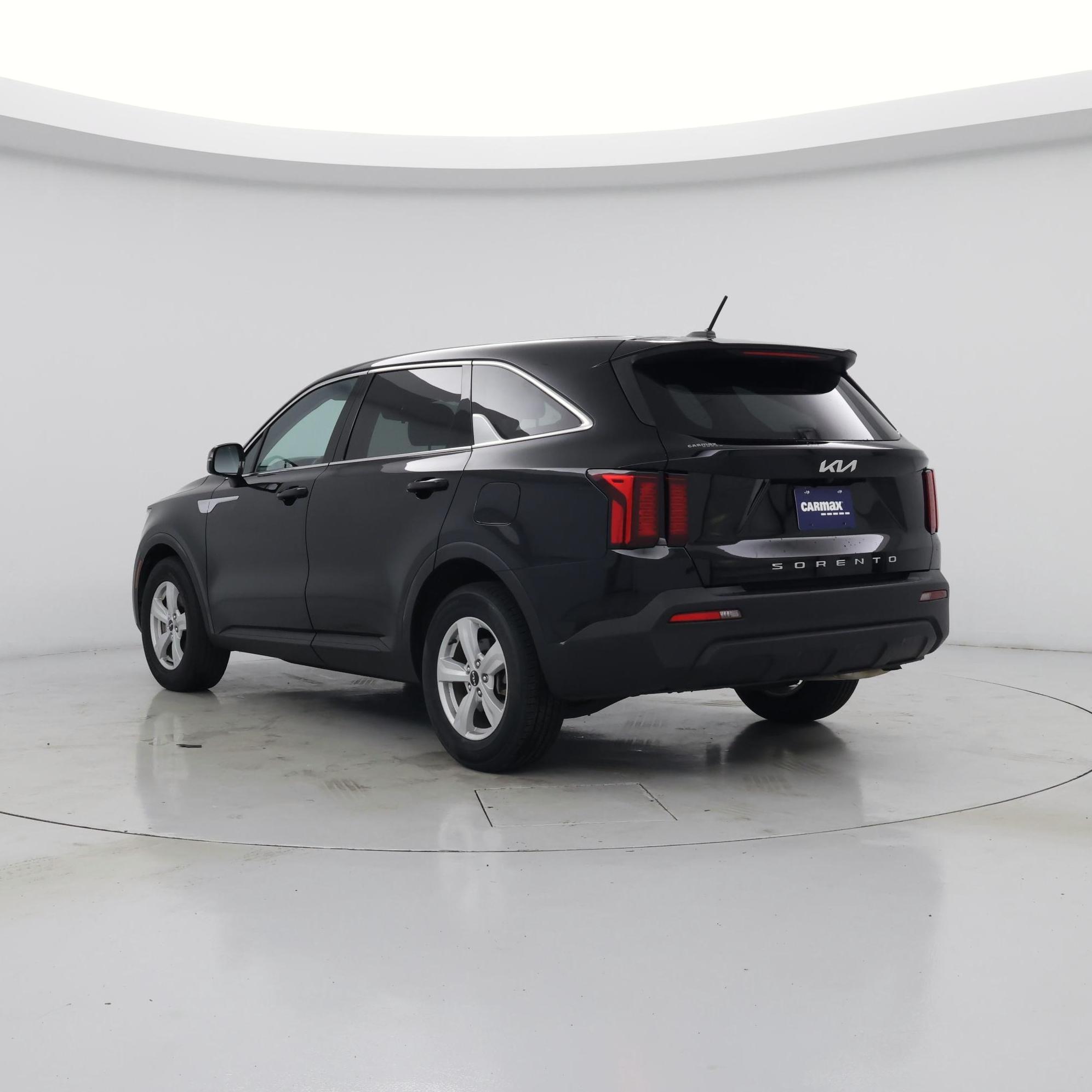 Thumbnail: 2022 Kia Sorento - 2