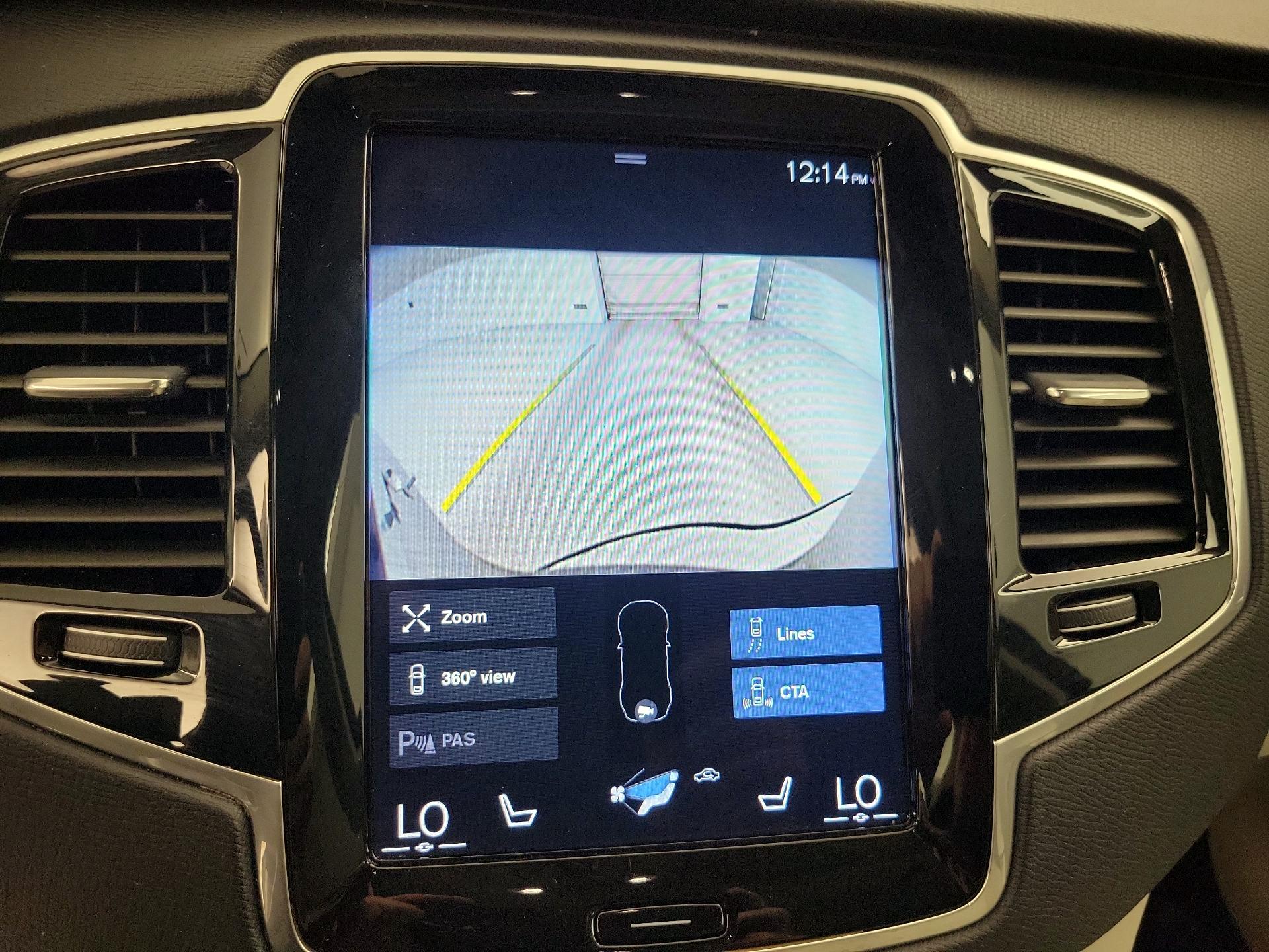Thumbnail: 2021 Volvo XC90 - 14
