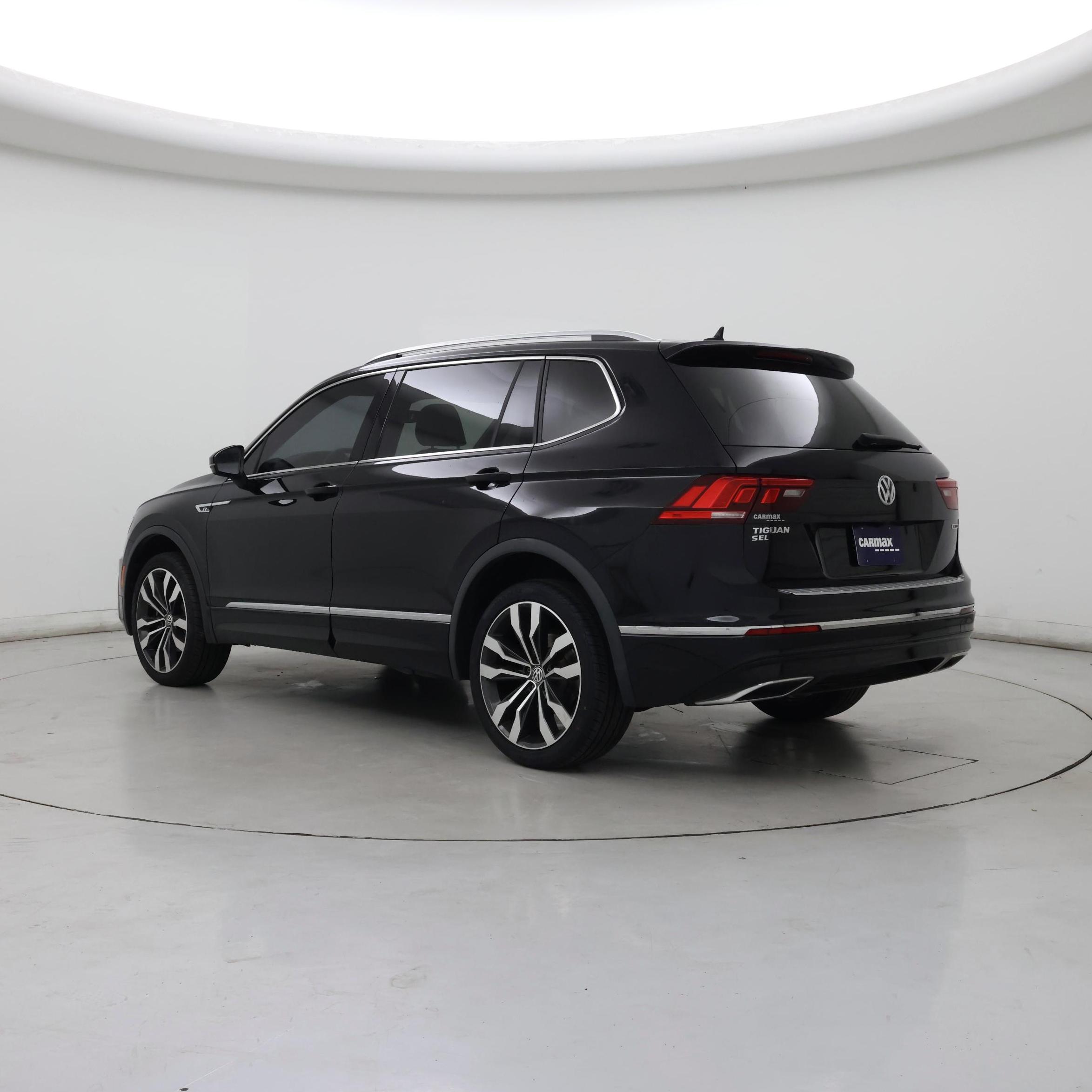 Thumbnail: 2021 Volkswagen Tiguan - 2
