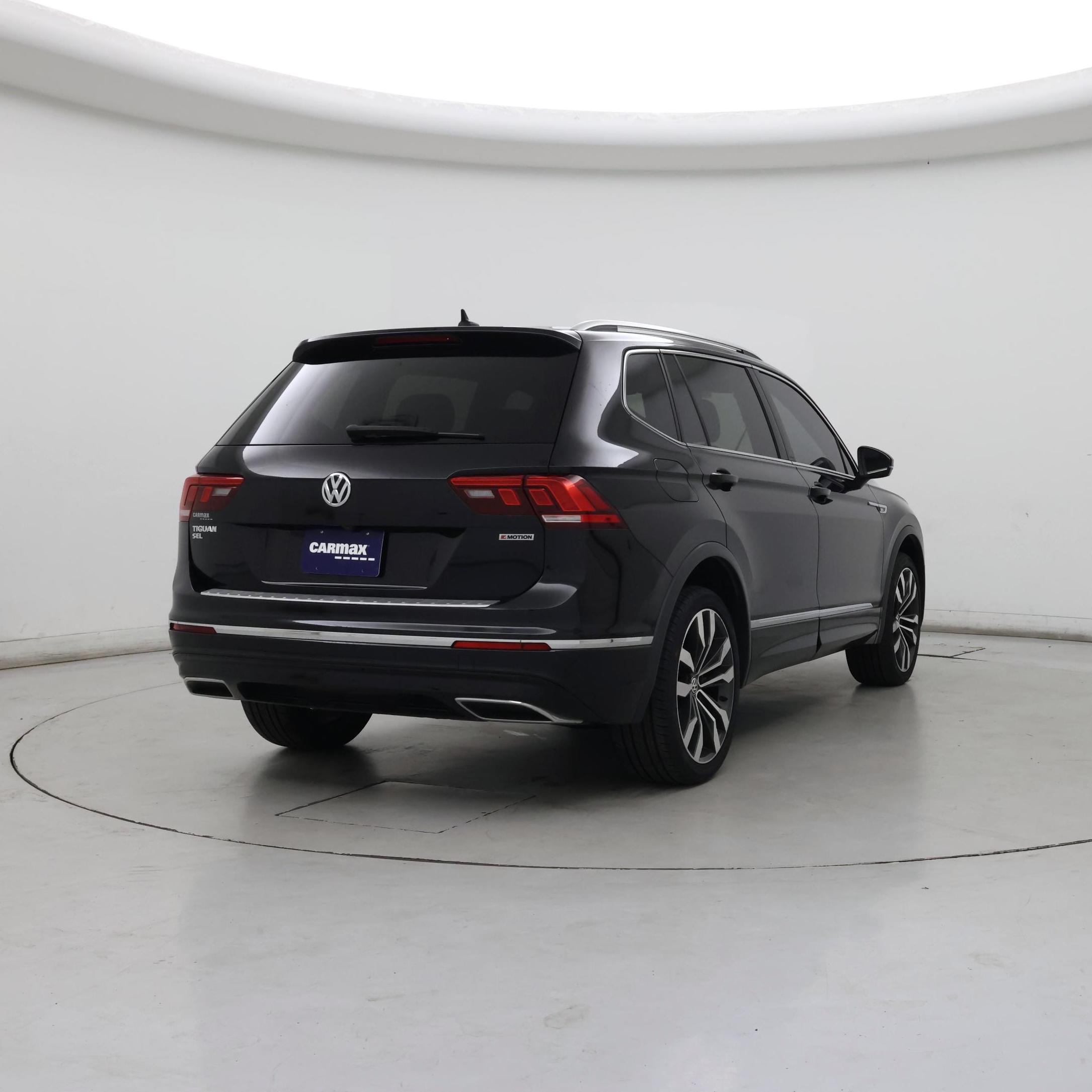 Thumbnail: 2021 Volkswagen Tiguan - 8