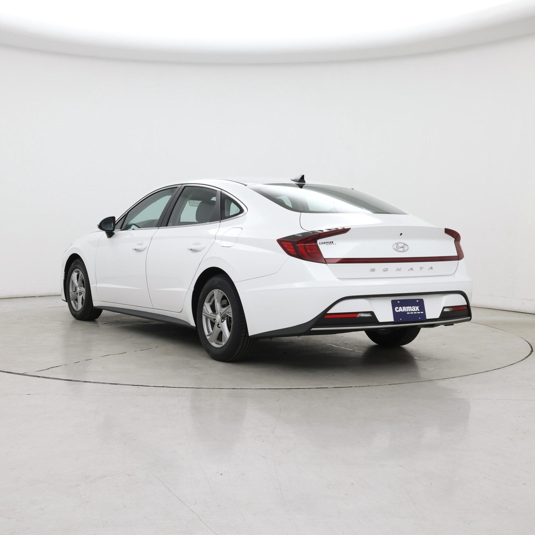 Thumbnail: 2023 Hyundai Sonata - 2
