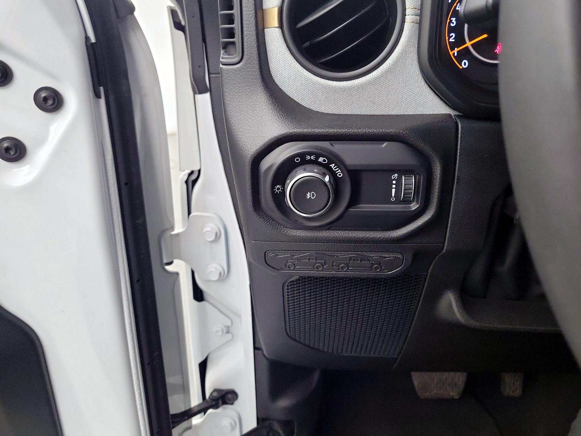 Thumbnail: 2025 Jeep Wrangler - 11