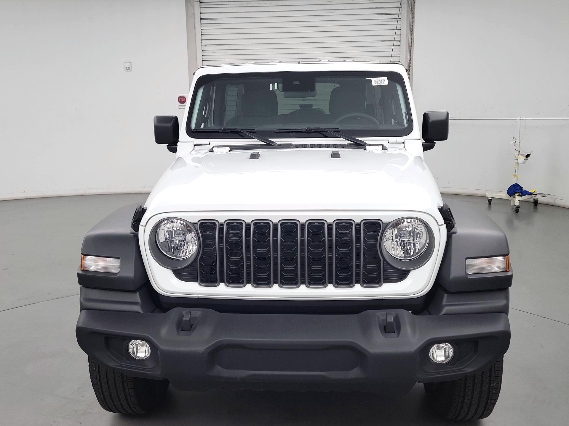 Thumbnail: 2025 Jeep Wrangler - 2