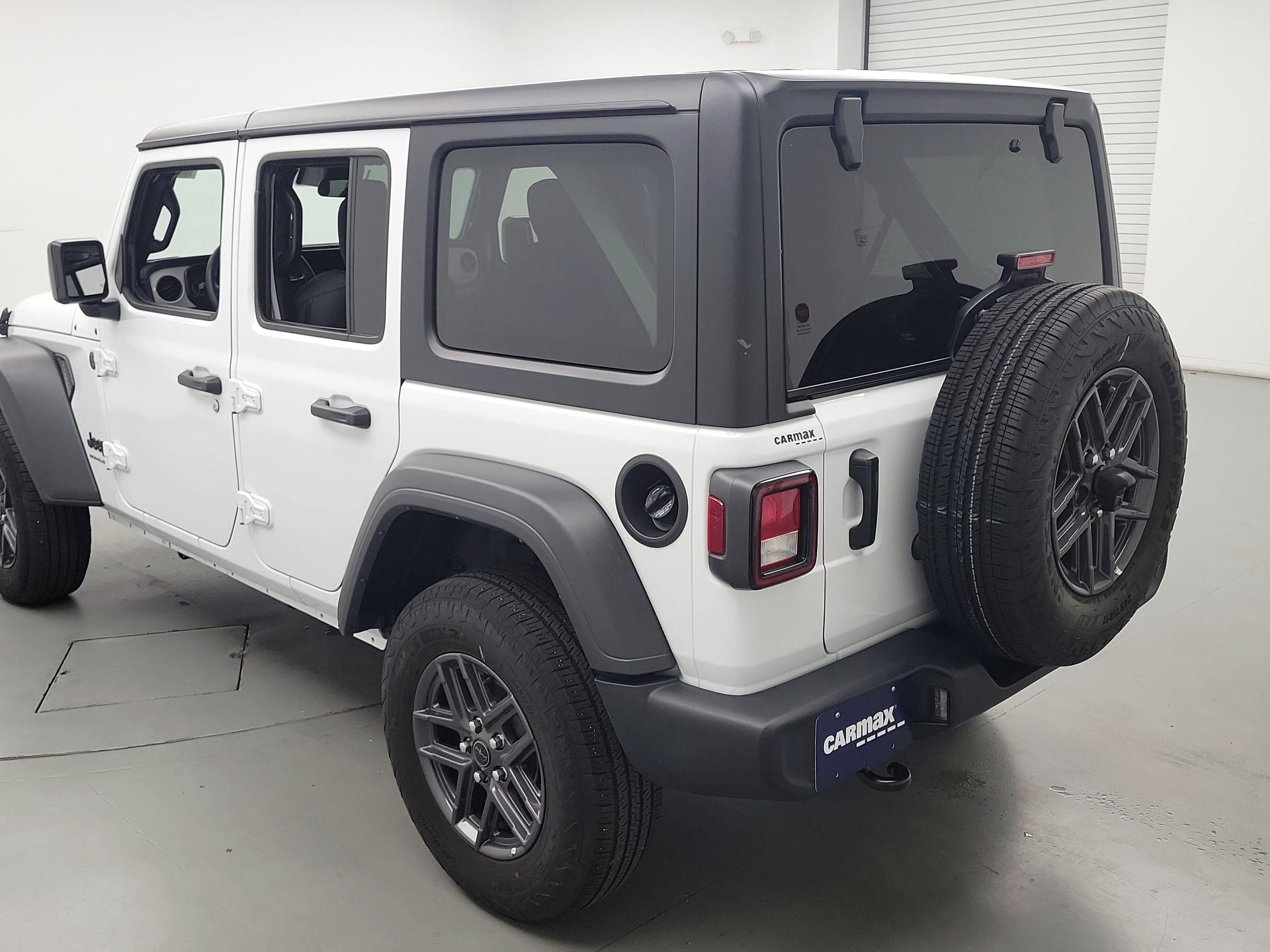 Thumbnail: 2025 Jeep Wrangler - 7
