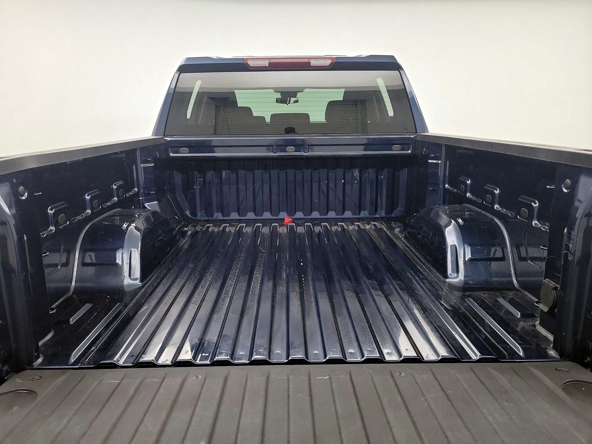 Thumbnail: 2022 Chevrolet Silverado 1500 - 20