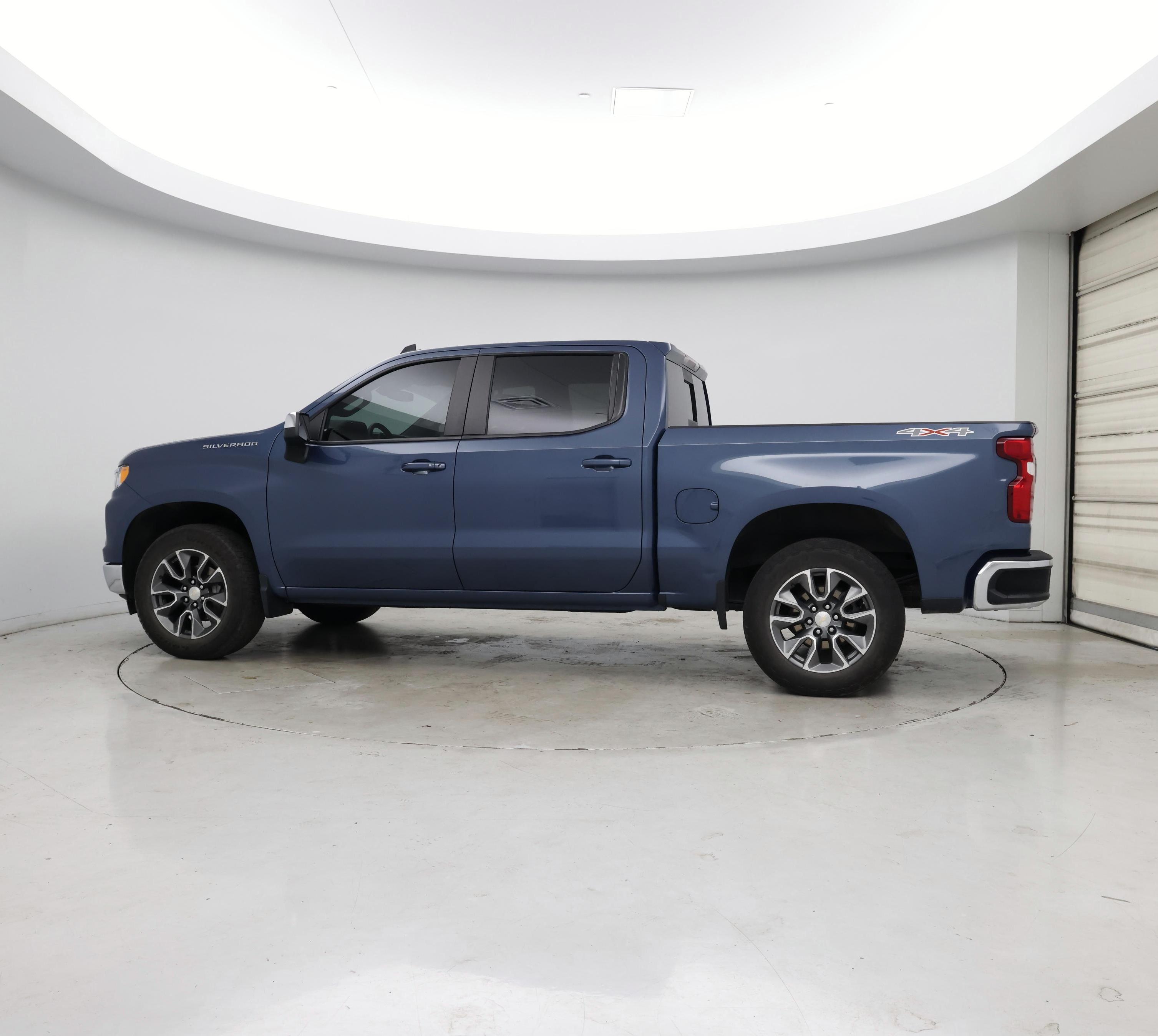 Thumbnail: 2024 Chevrolet Silverado 1500 - 3