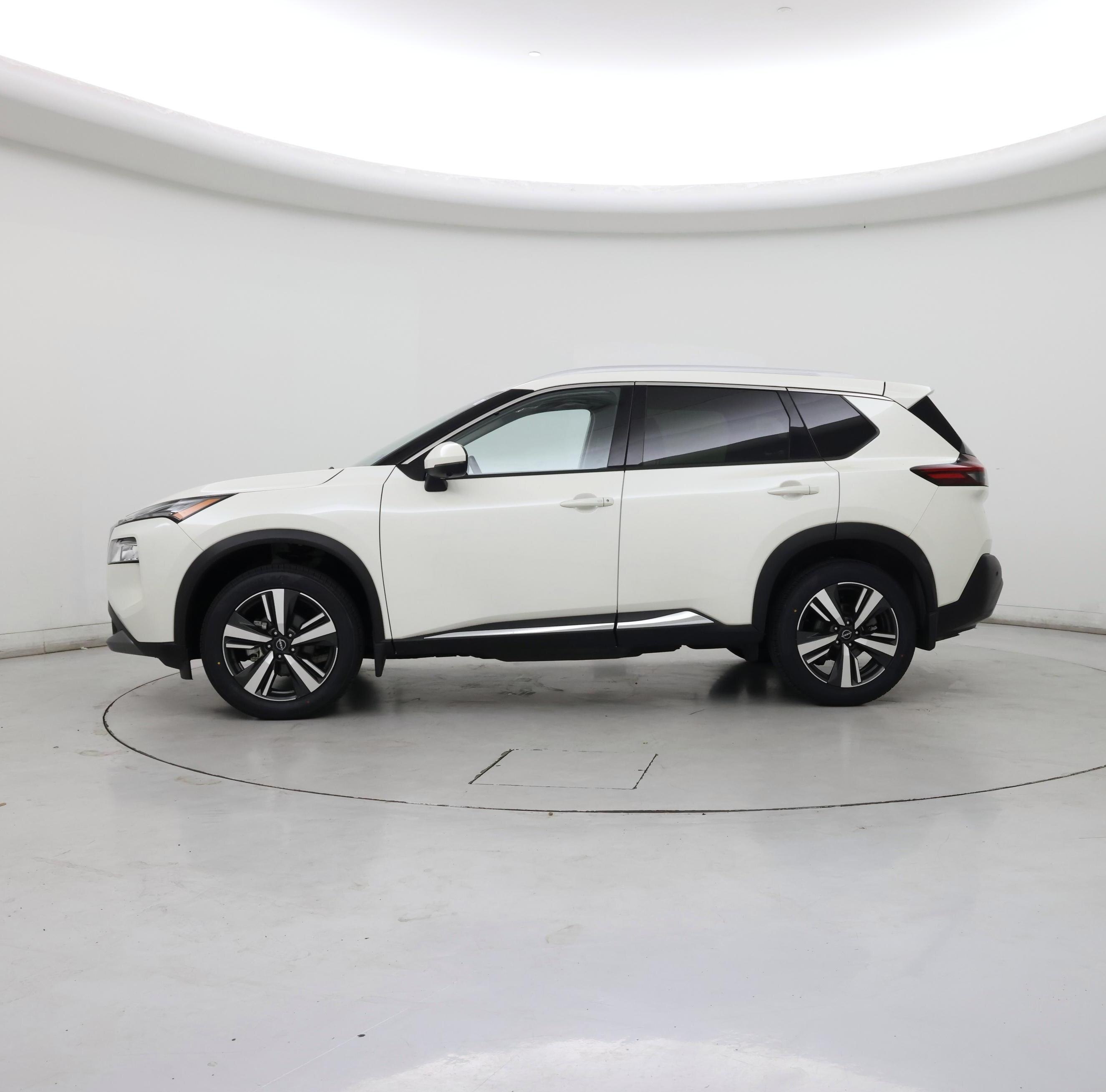 Thumbnail: 2023 Nissan Rogue - 3