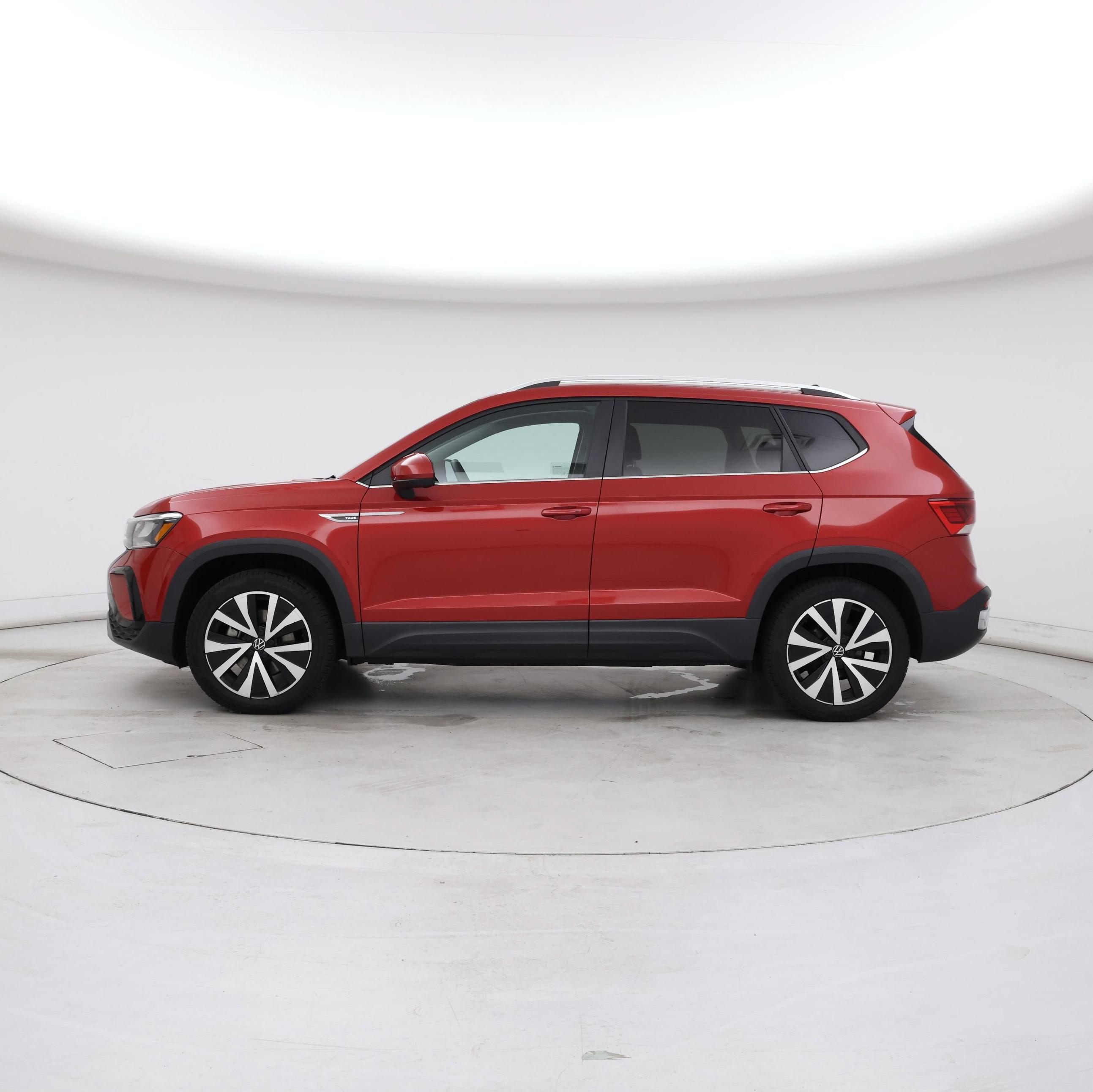 Thumbnail: 2022 Volkswagen Taos - 3