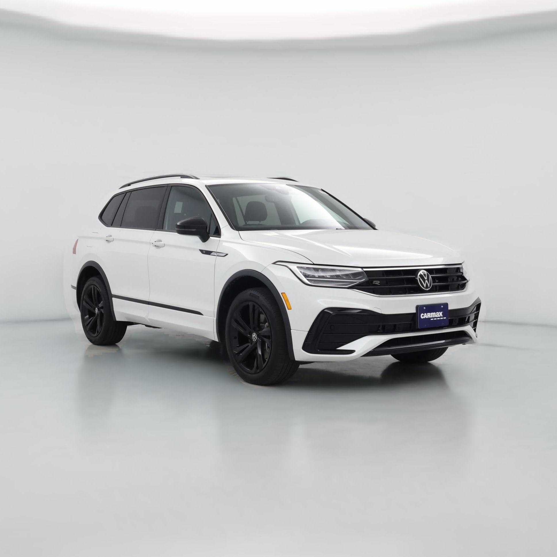 Thumbnail: 2023 Volkswagen Tiguan - 1