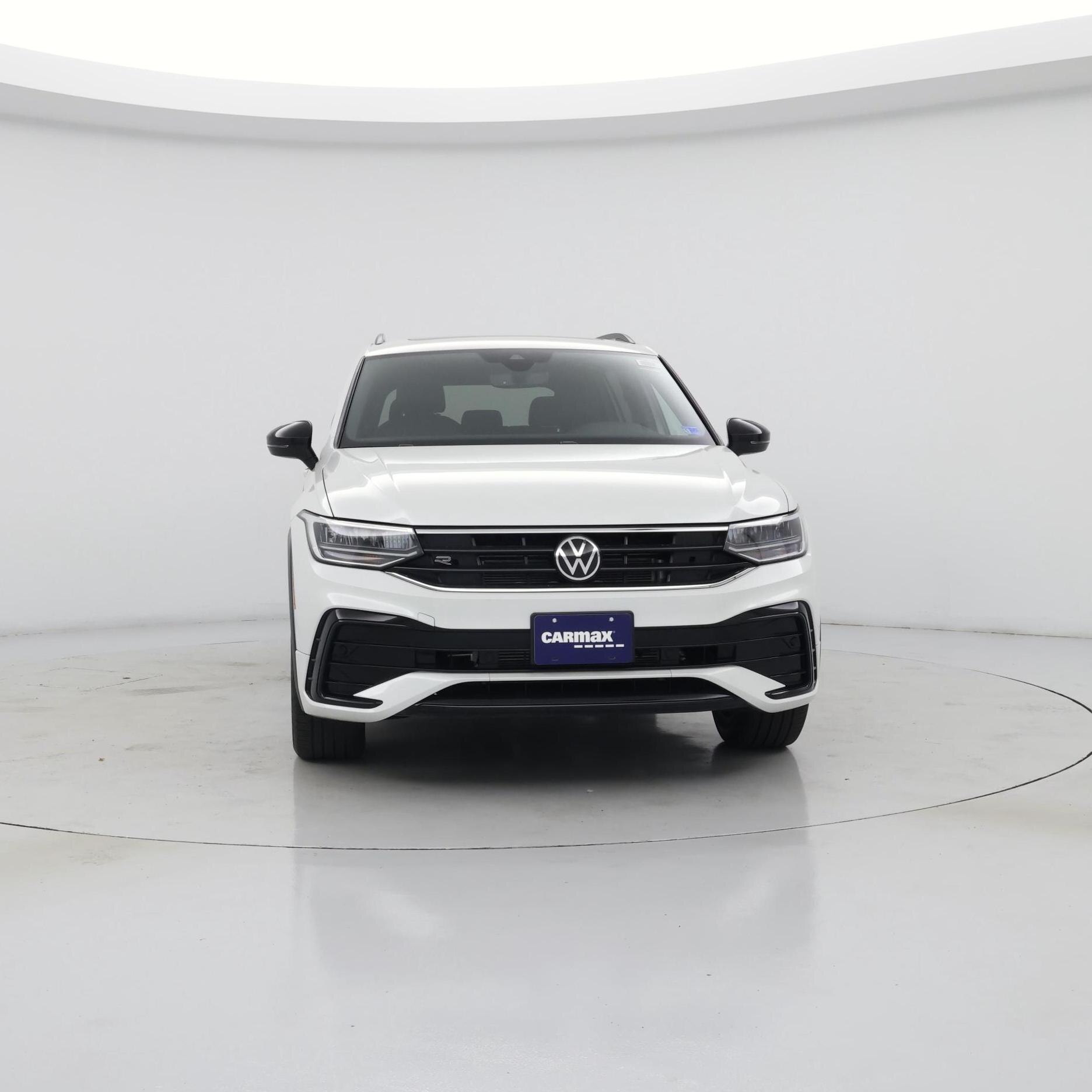 Thumbnail: 2023 Volkswagen Tiguan - 5