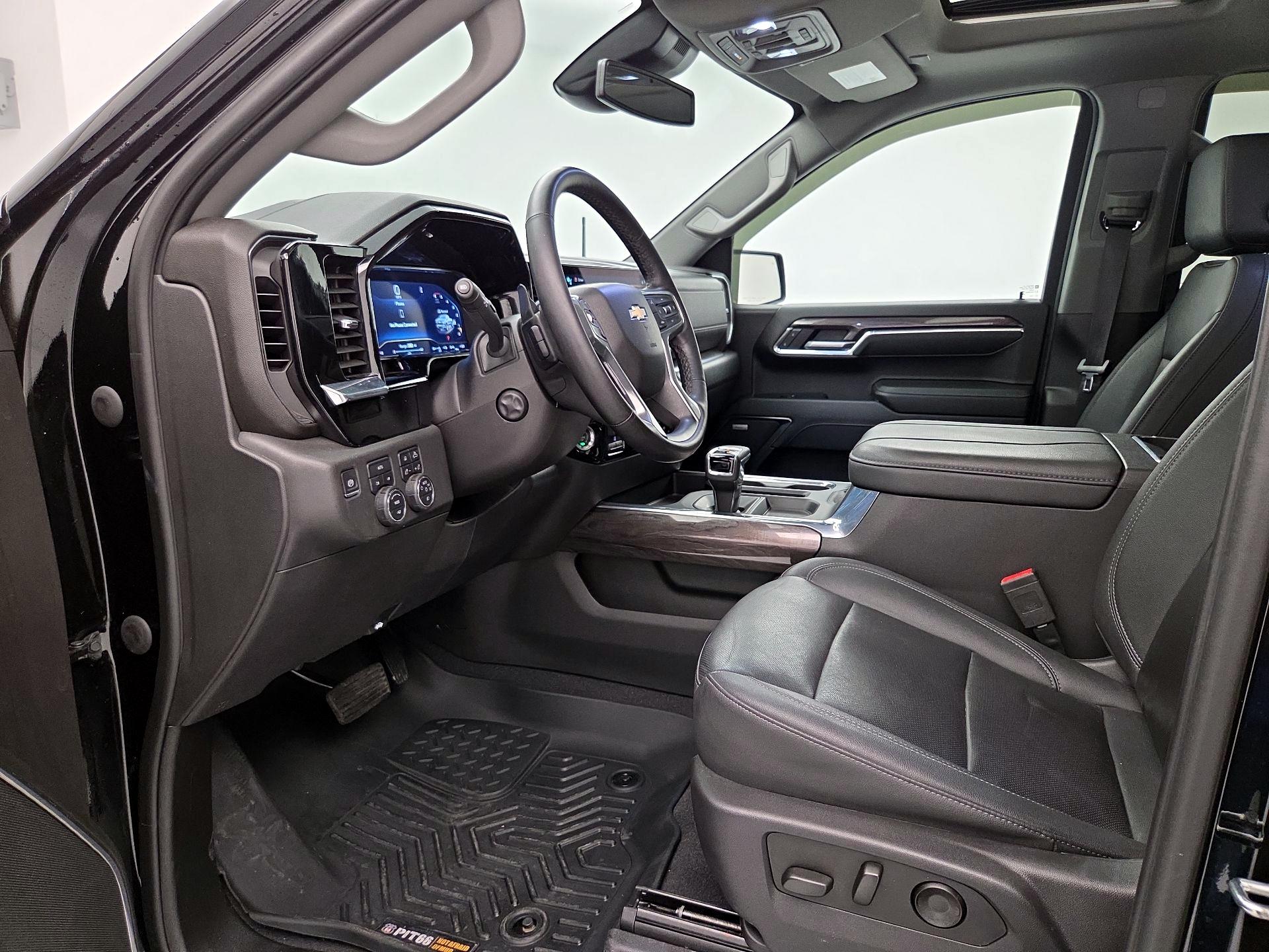 Thumbnail: 2023 Chevrolet Silverado 1500 - 11