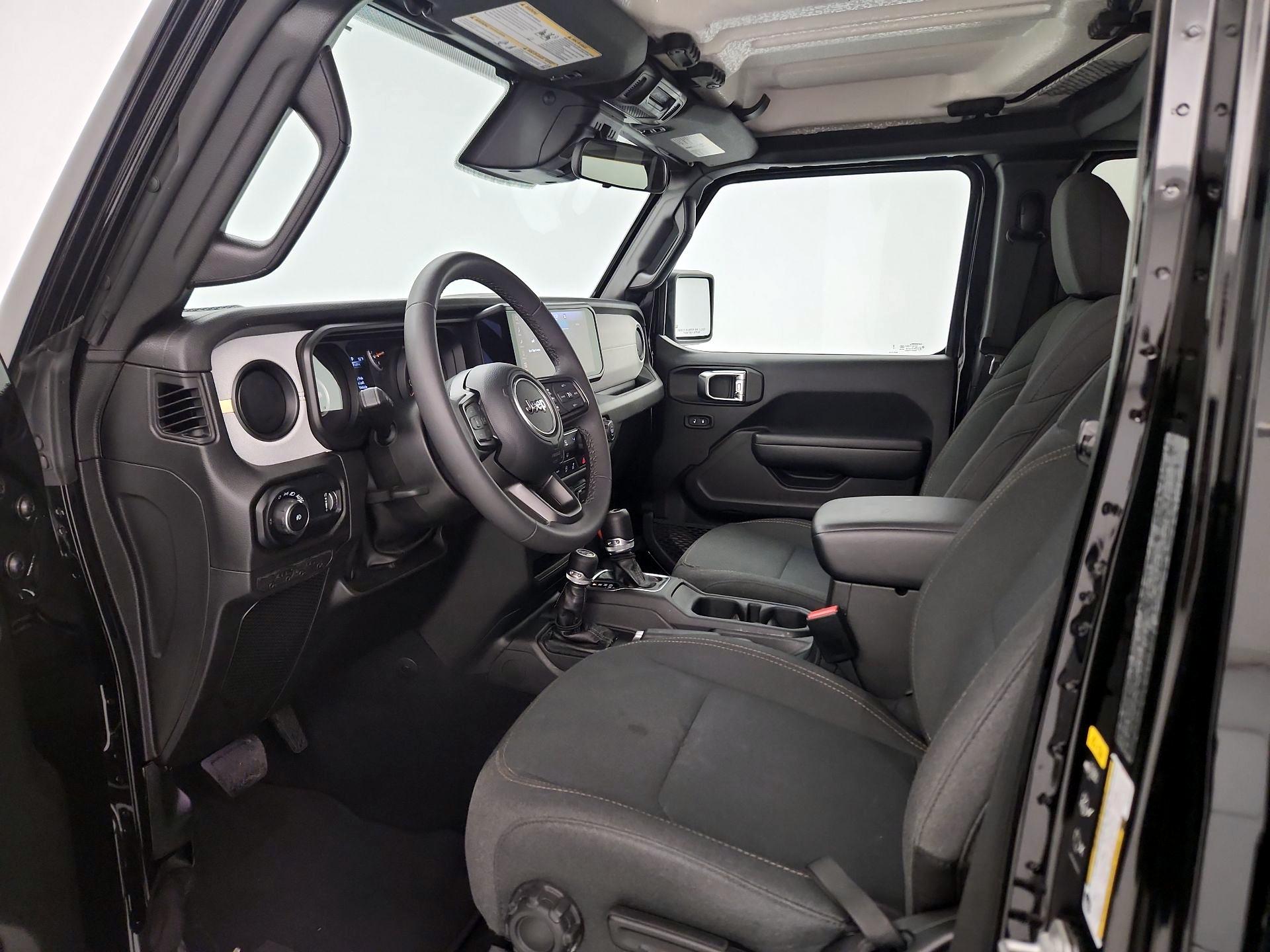 Thumbnail: 2025 Jeep Wrangler - 11