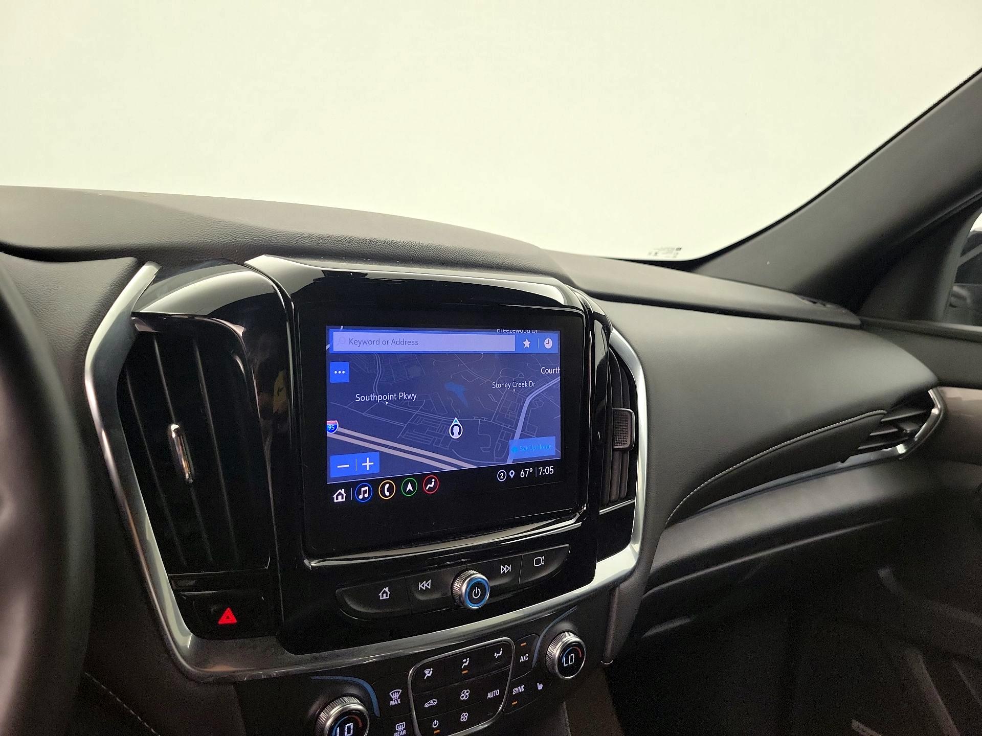 Thumbnail: 2023 Chevrolet Traverse - 14