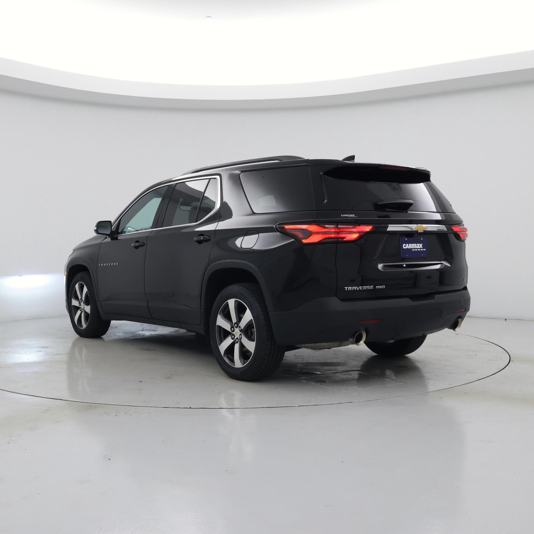 Thumbnail: 2023 Chevrolet Traverse - 2