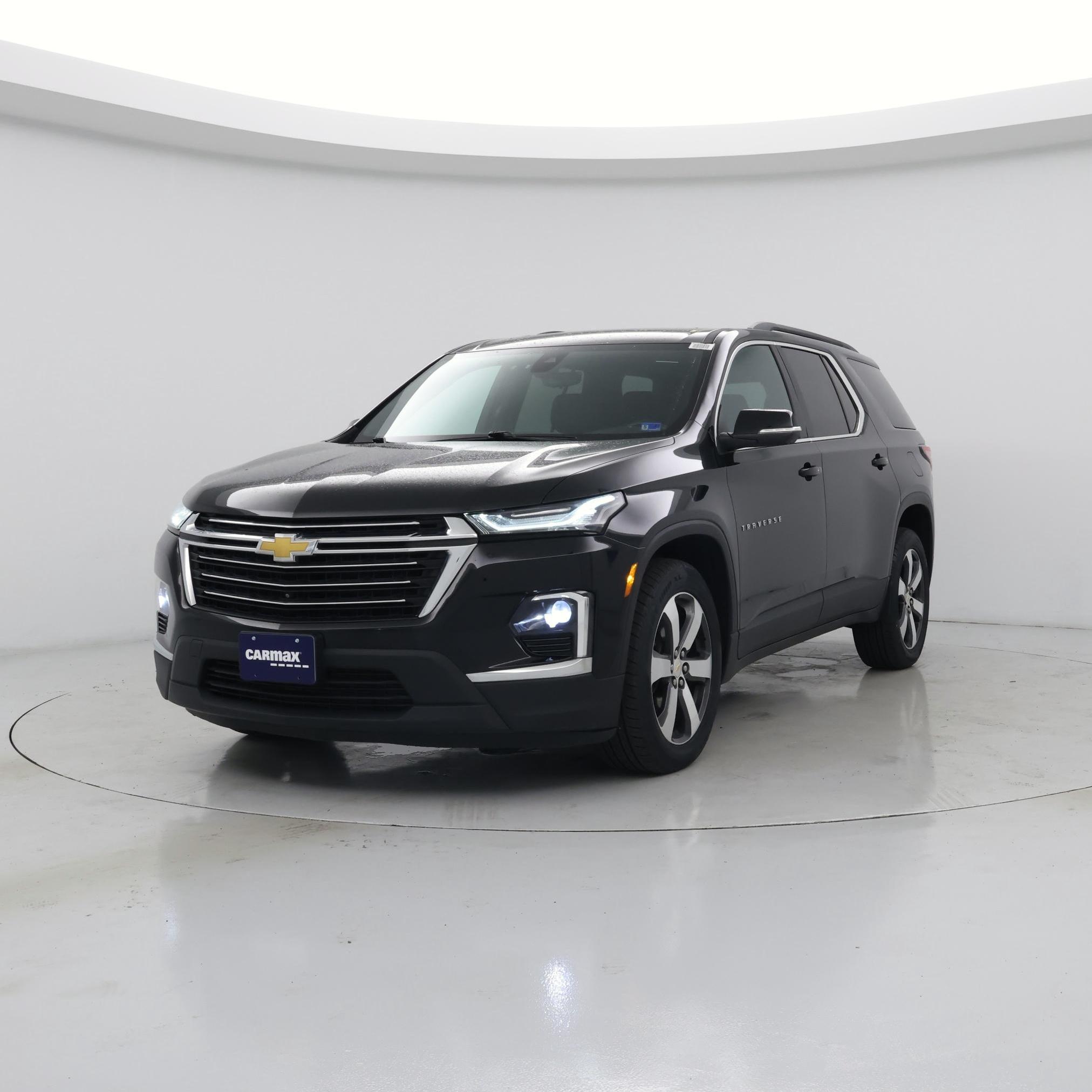 Thumbnail: 2023 Chevrolet Traverse - 4
