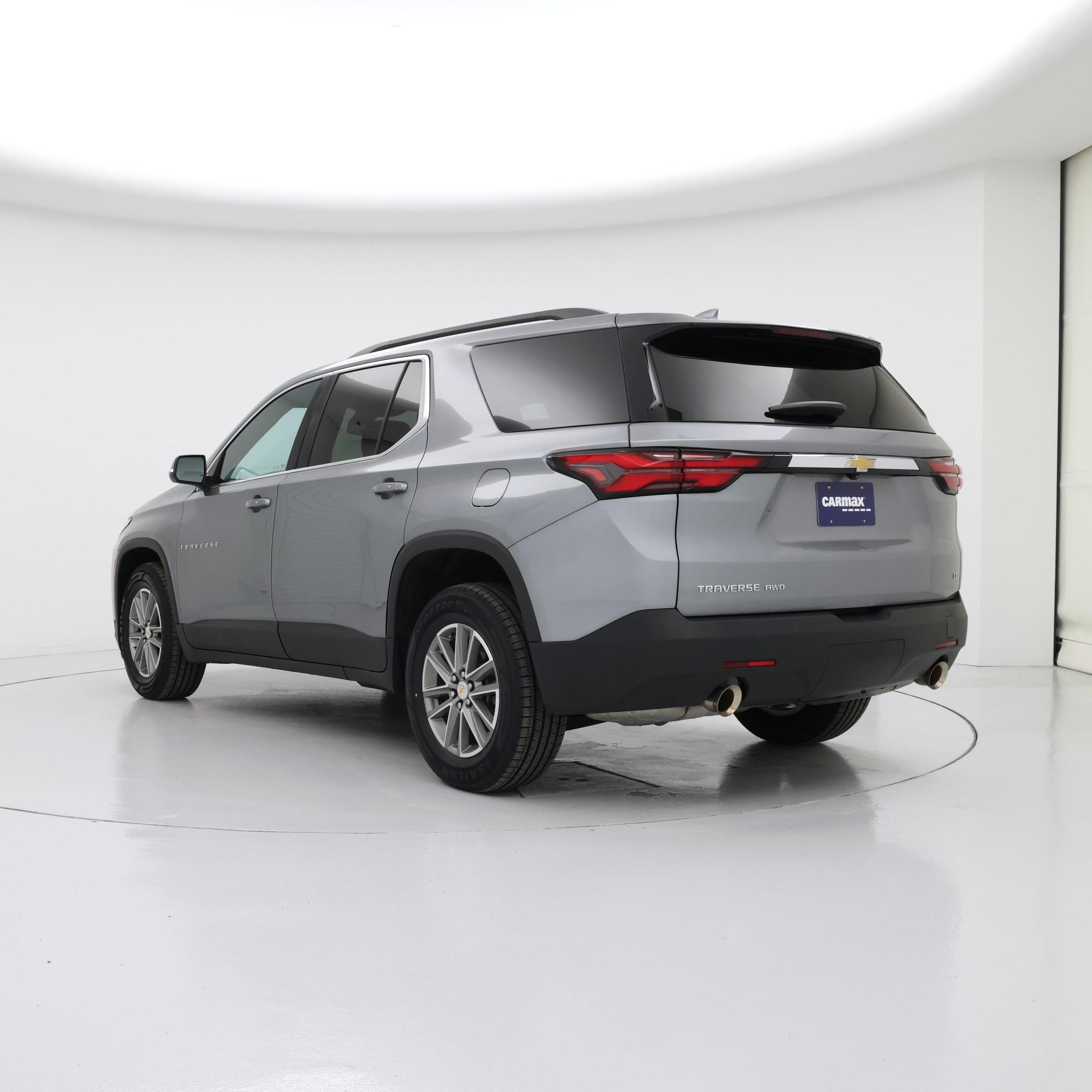 Thumbnail: 2023 Chevrolet Traverse - 2