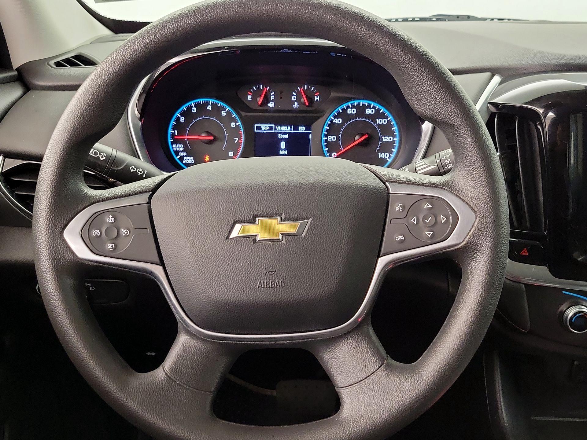Thumbnail: 2021 Chevrolet Traverse - 10