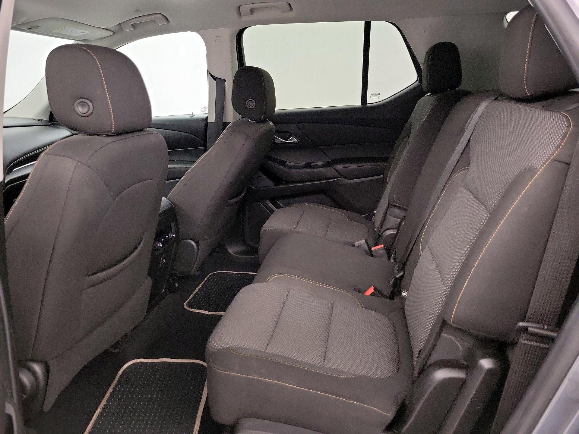 Thumbnail: 2021 Chevrolet Traverse - 19