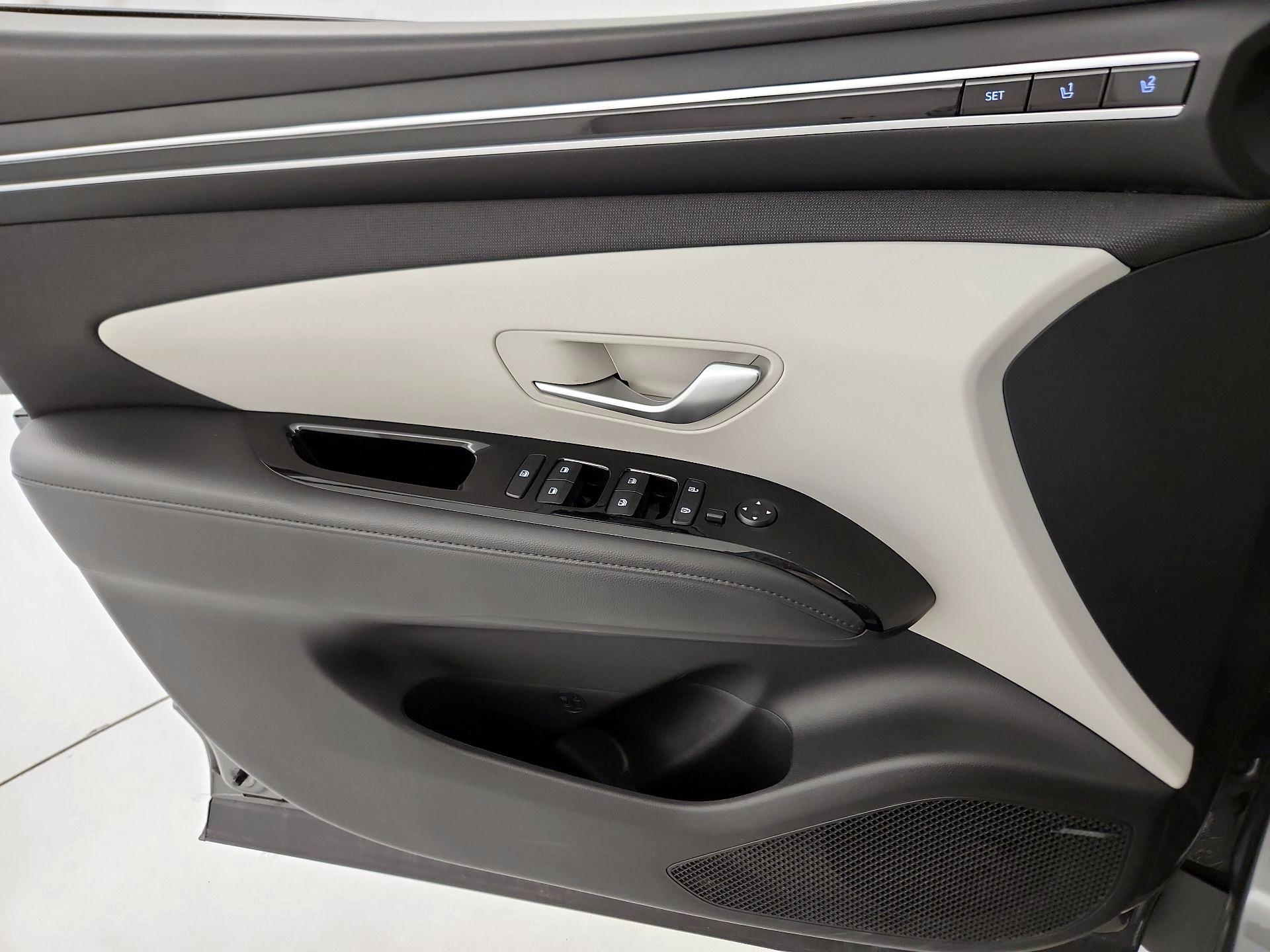 Thumbnail: 2023 Hyundai Tucson - 12