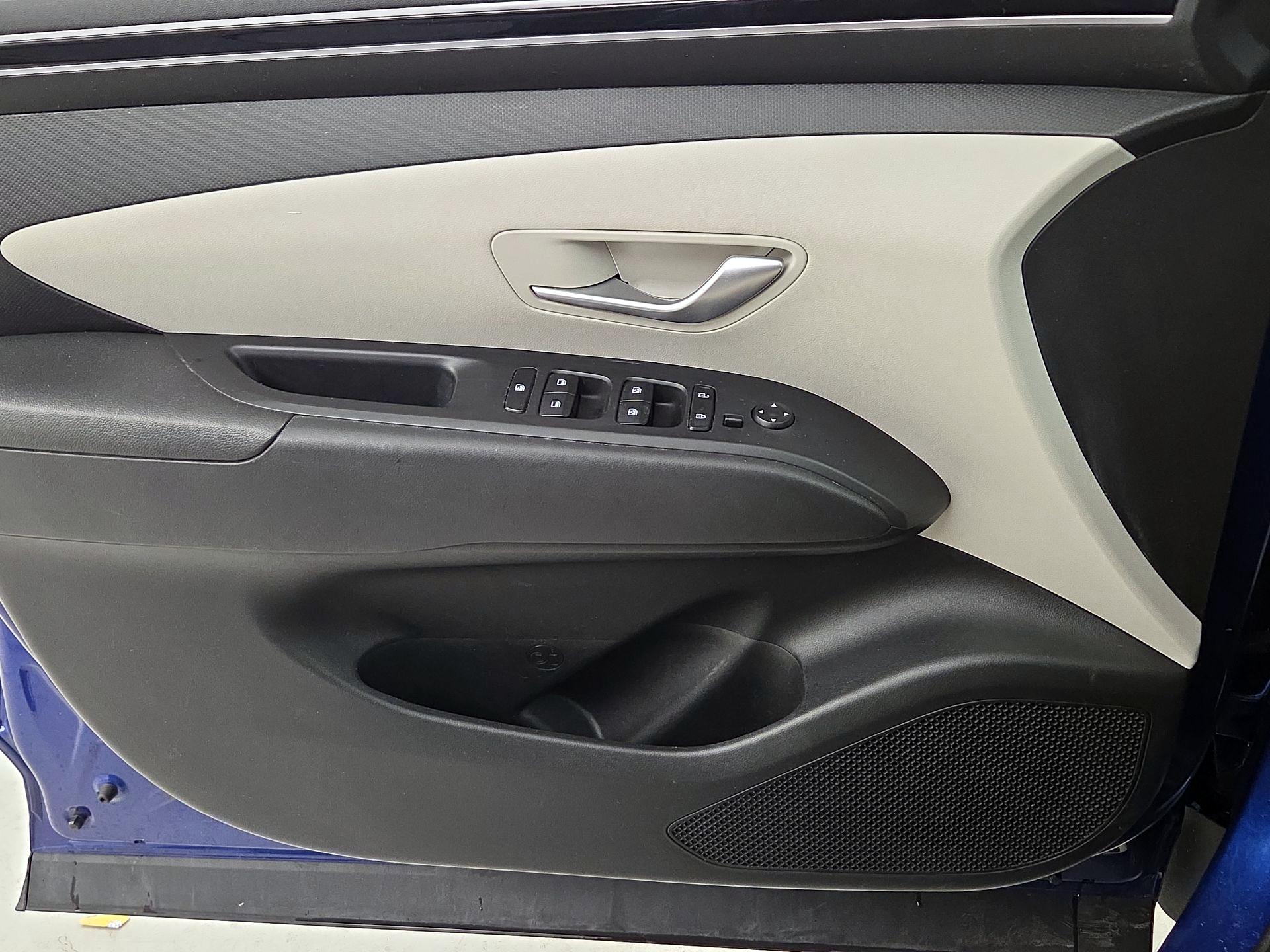 Thumbnail: 2022 Hyundai Tucson - 12