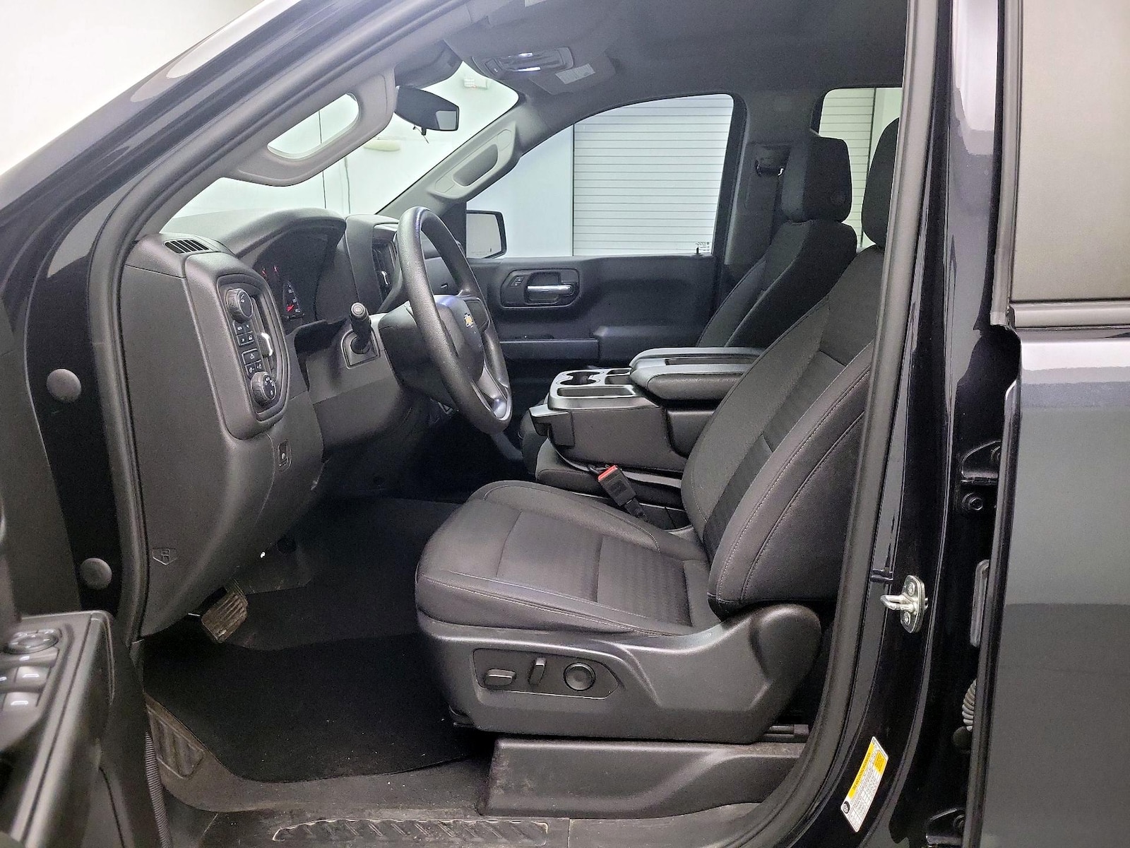 Power Seat(s) & Side Airbags