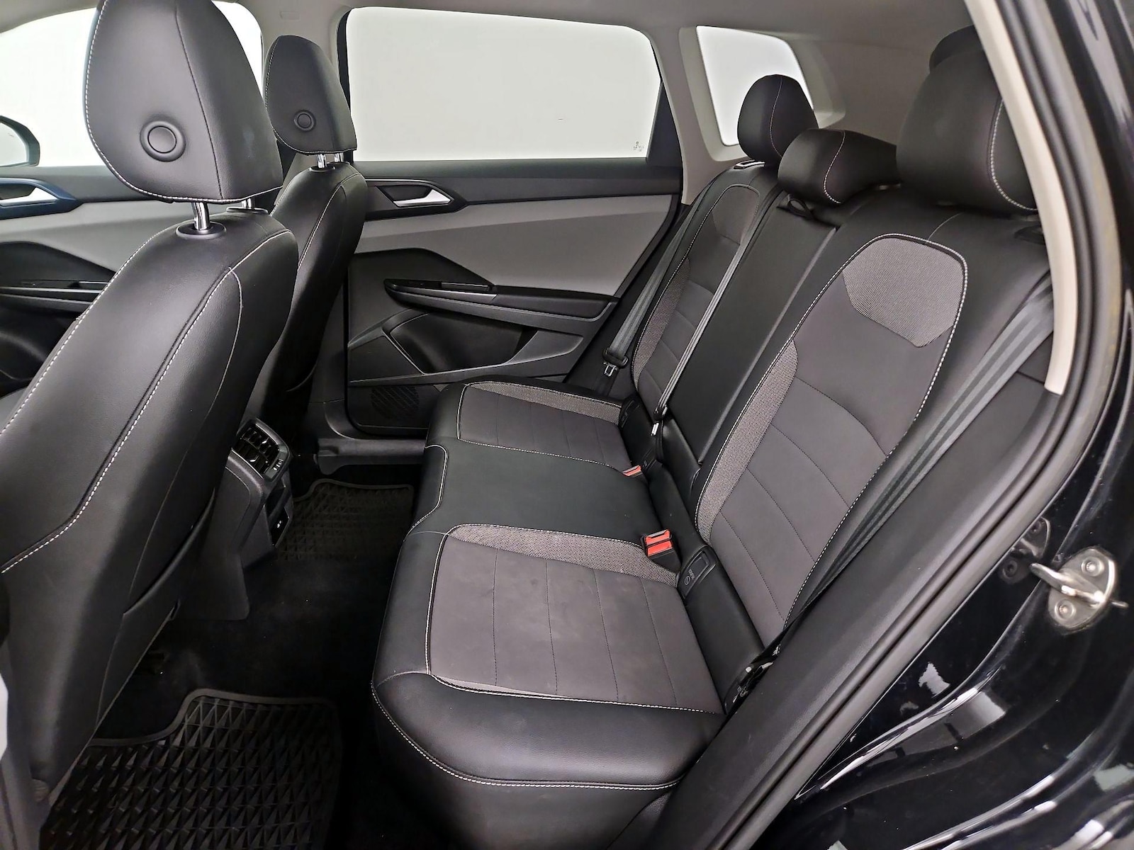 2022 Volkswagen Taos SE - Photo 20