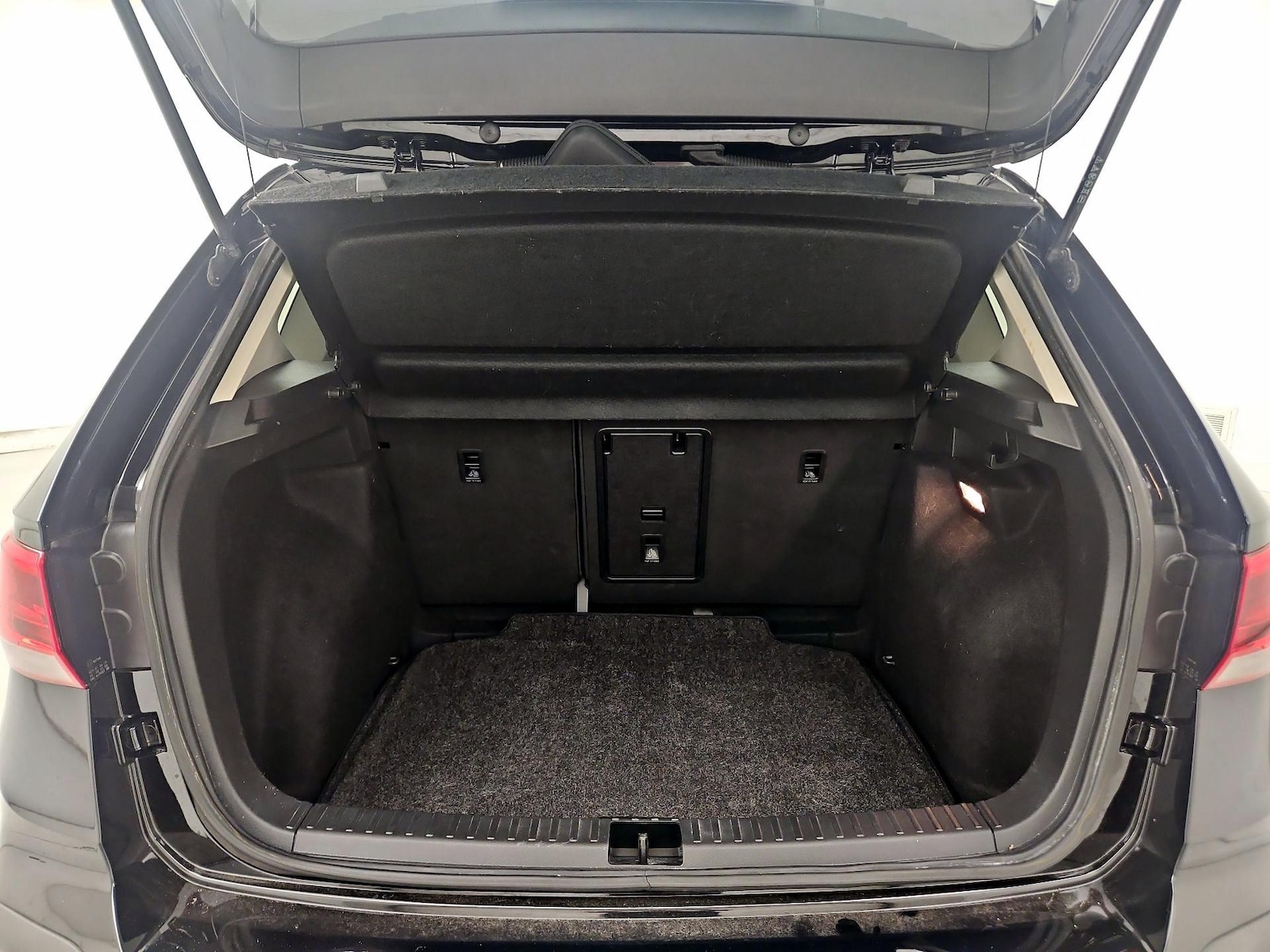 2022 Volkswagen Taos SE - Photo 21