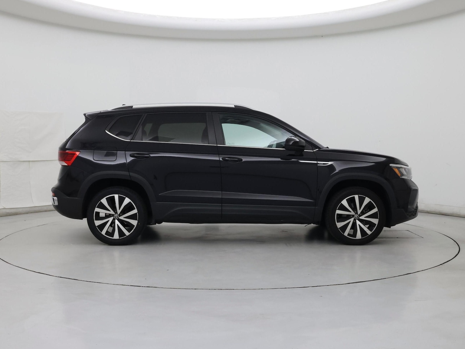 2022 Volkswagen Taos SE - Photo 8