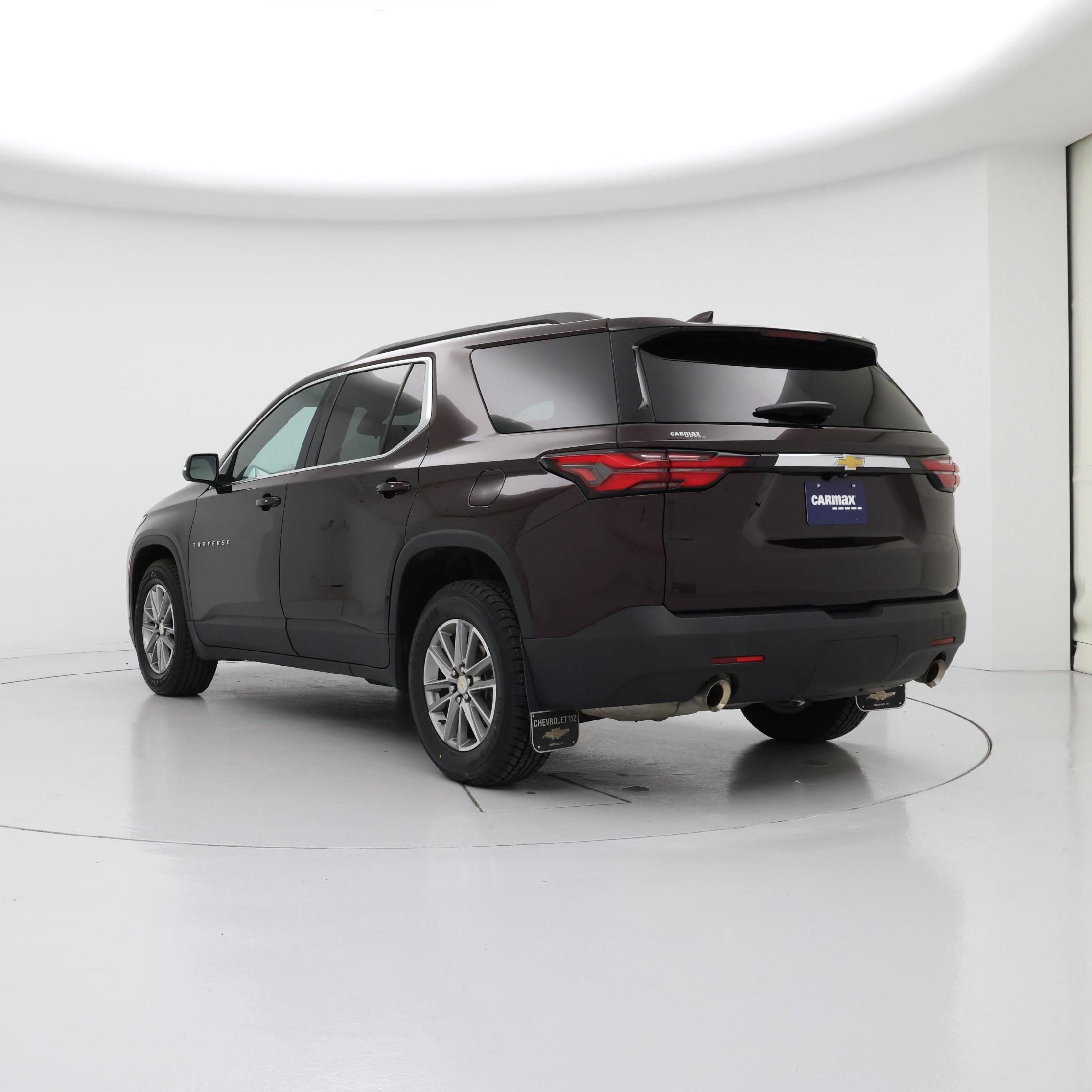 Thumbnail: 2023 Chevrolet Traverse - 2