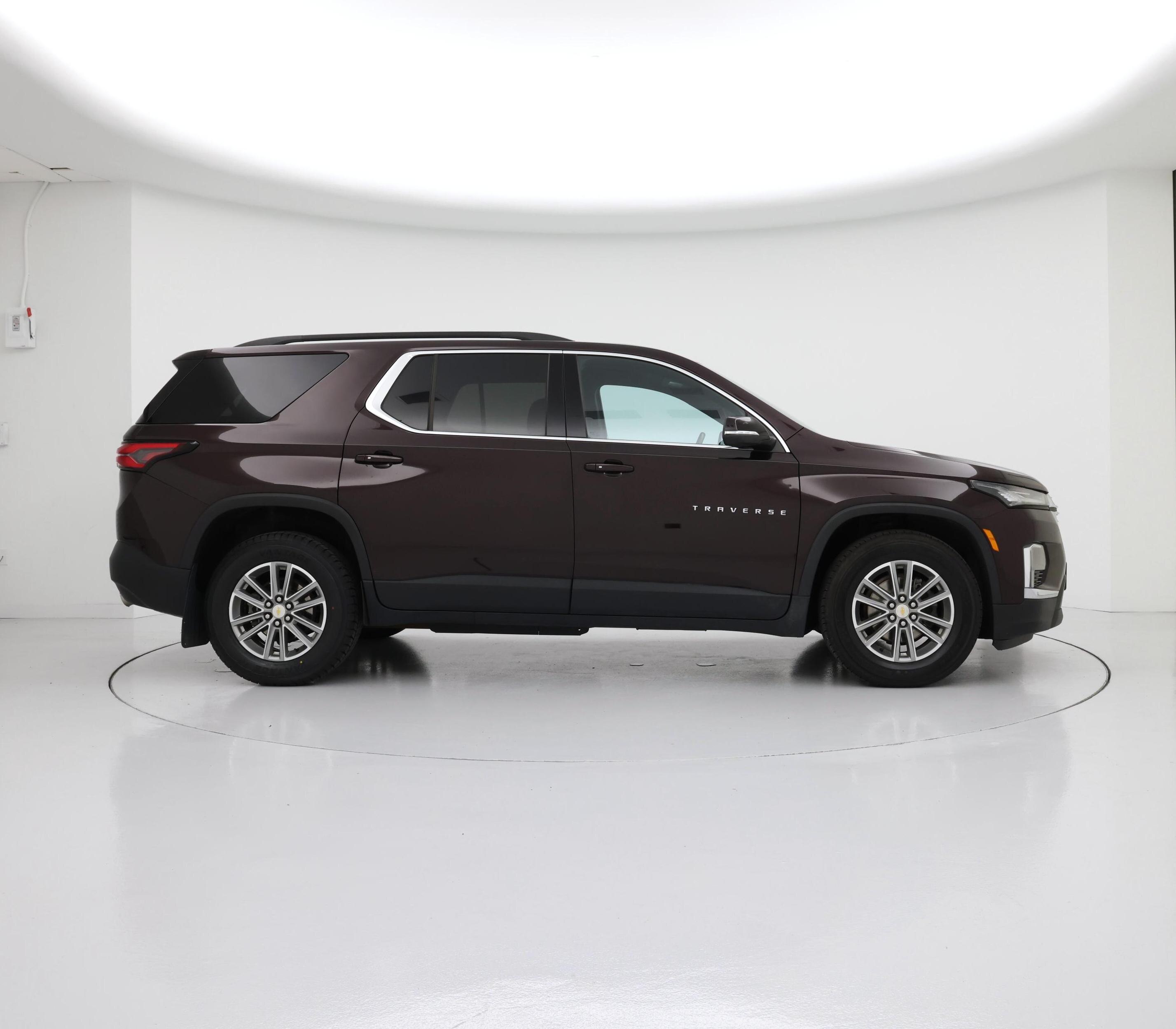 Thumbnail: 2023 Chevrolet Traverse - 7