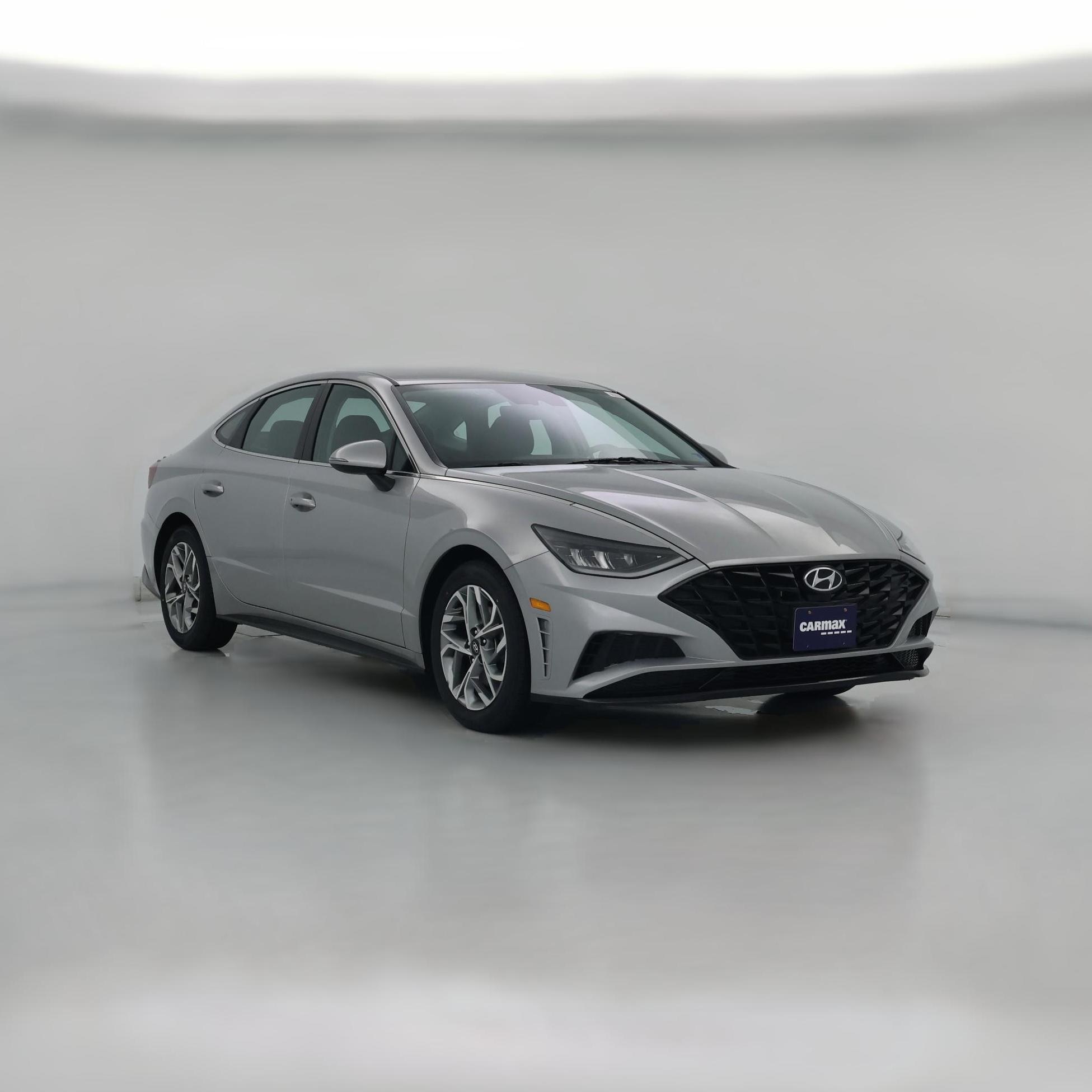 Thumbnail: 2023 Hyundai Sonata - 1