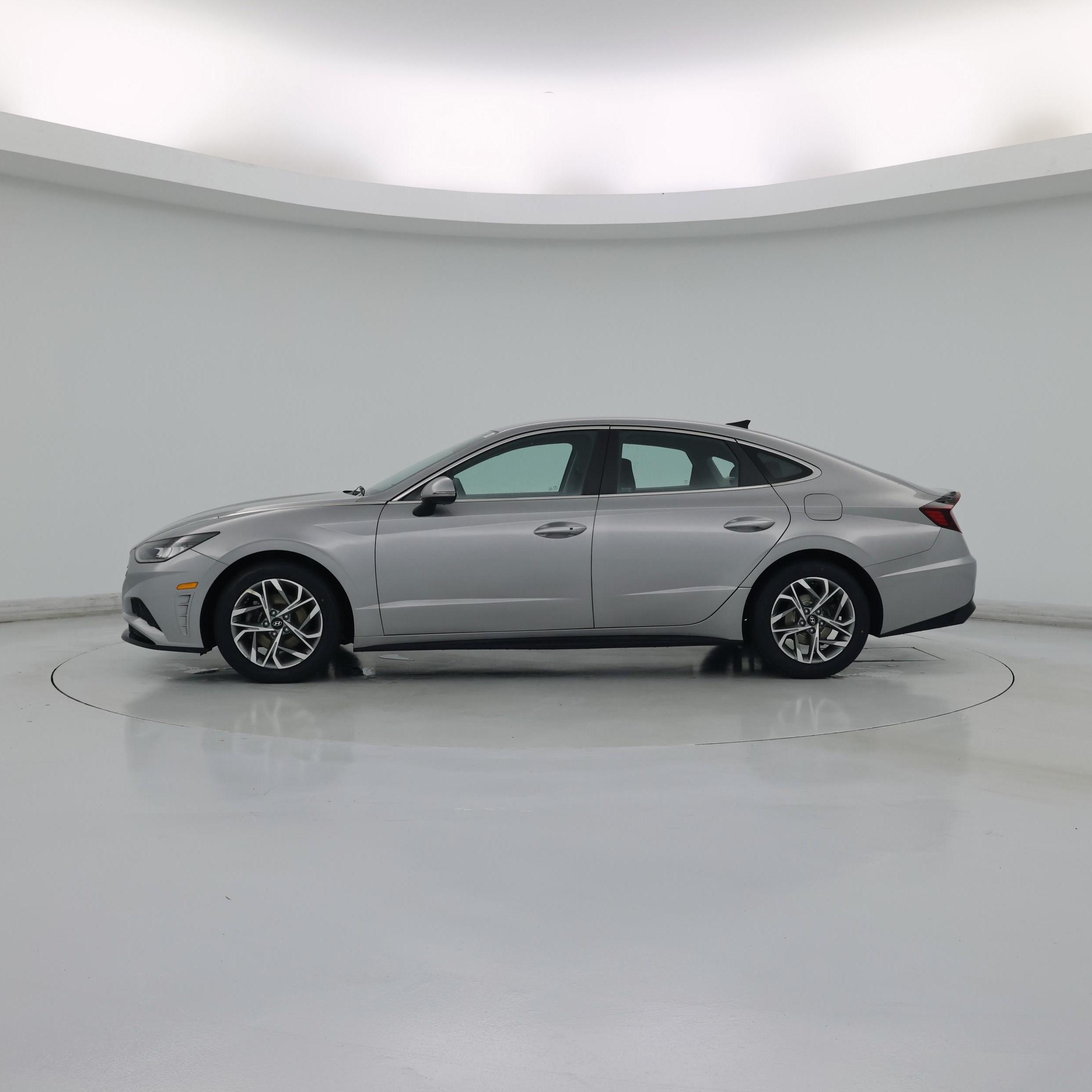 Thumbnail: 2023 Hyundai Sonata - 3