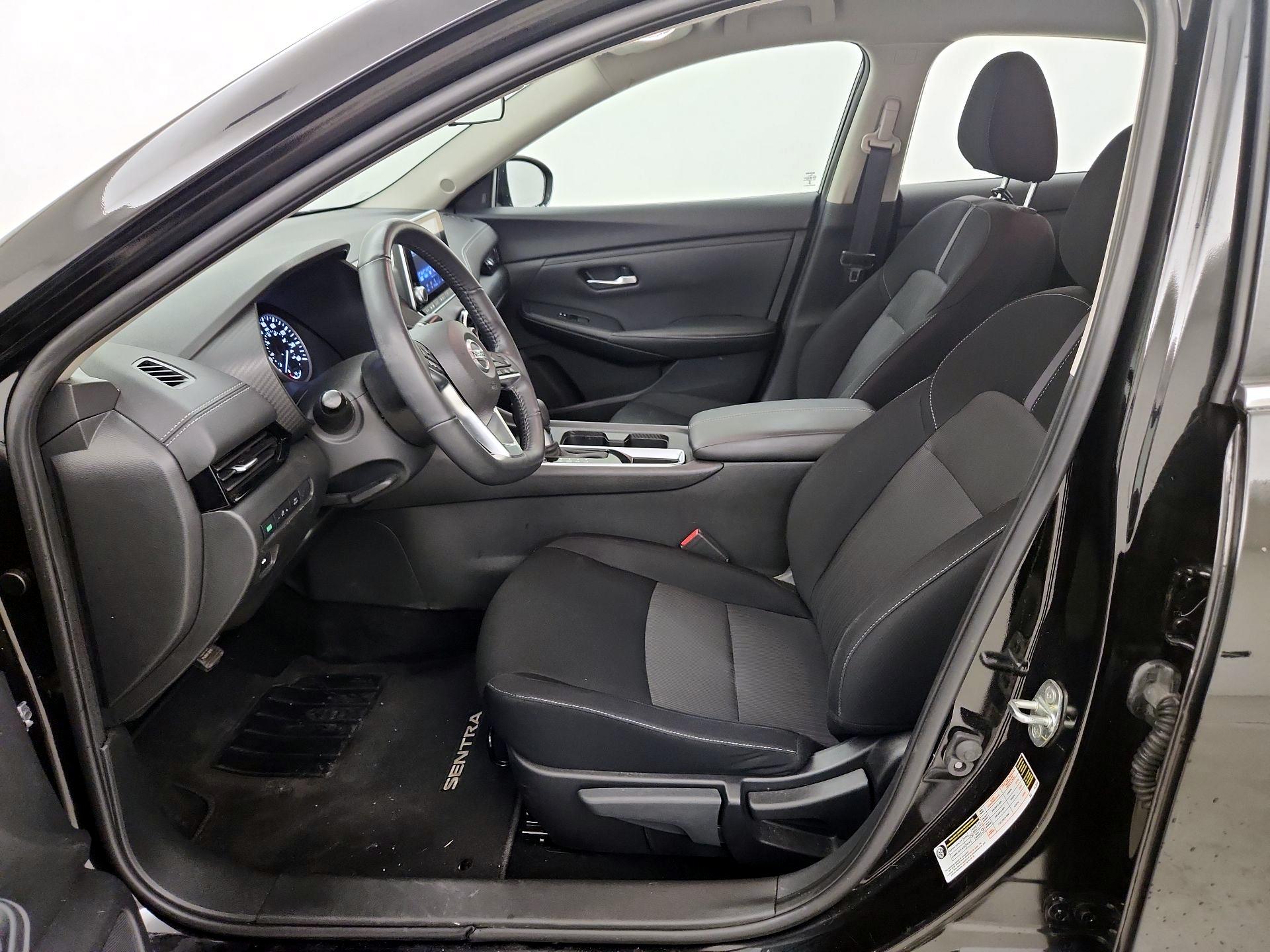 Thumbnail: 2023 Nissan Sentra - 11