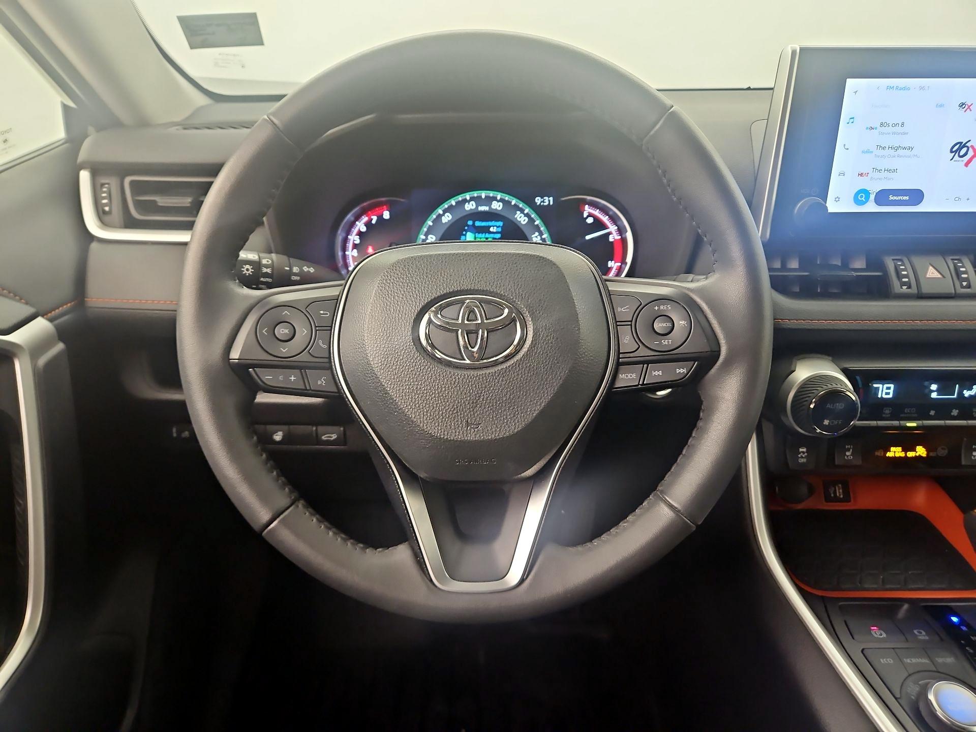 Thumbnail: 2024 Toyota RAV4 - 10