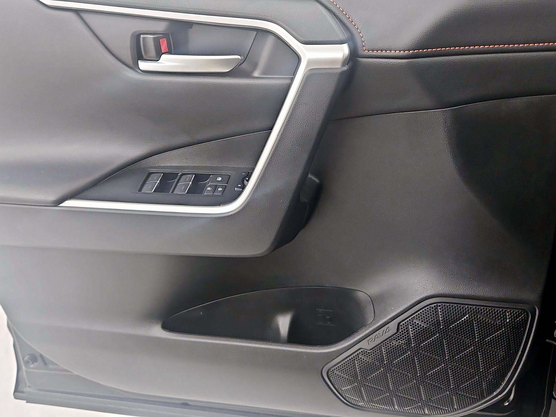 Thumbnail: 2024 Toyota RAV4 - 12