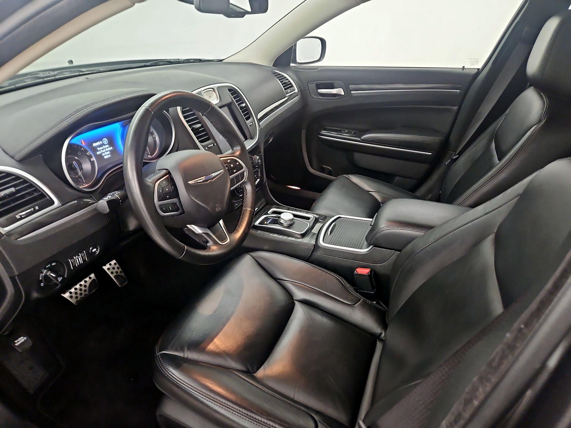 Thumbnail: 2021 Chrysler 300 - 11