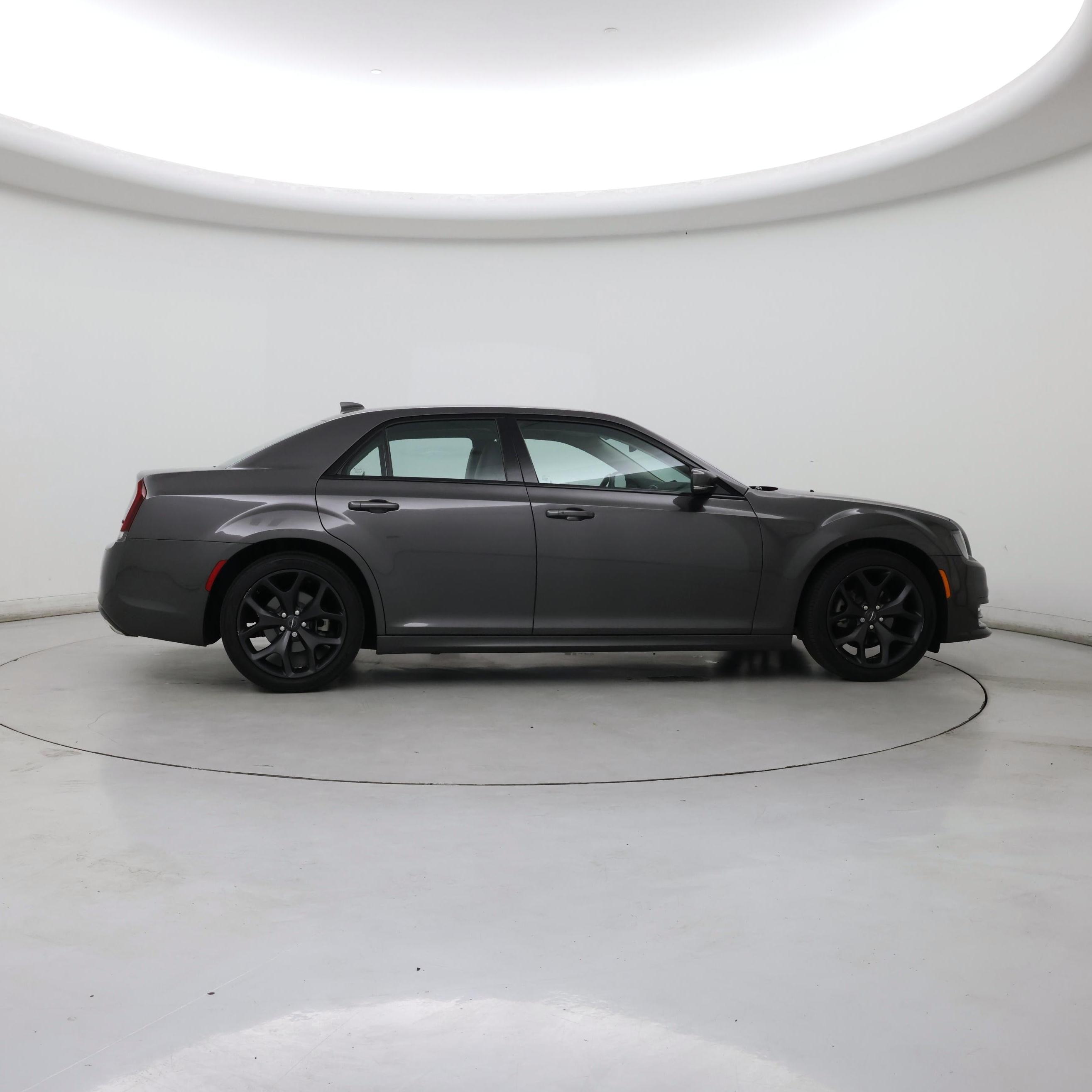Thumbnail: 2021 Chrysler 300 - 7