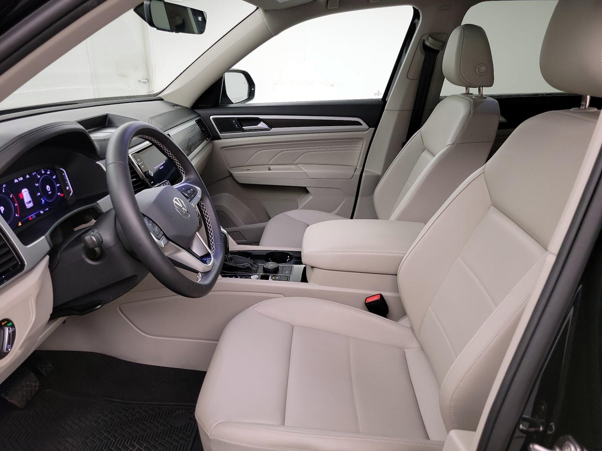 Thumbnail: 2023 Volkswagen Atlas - 11