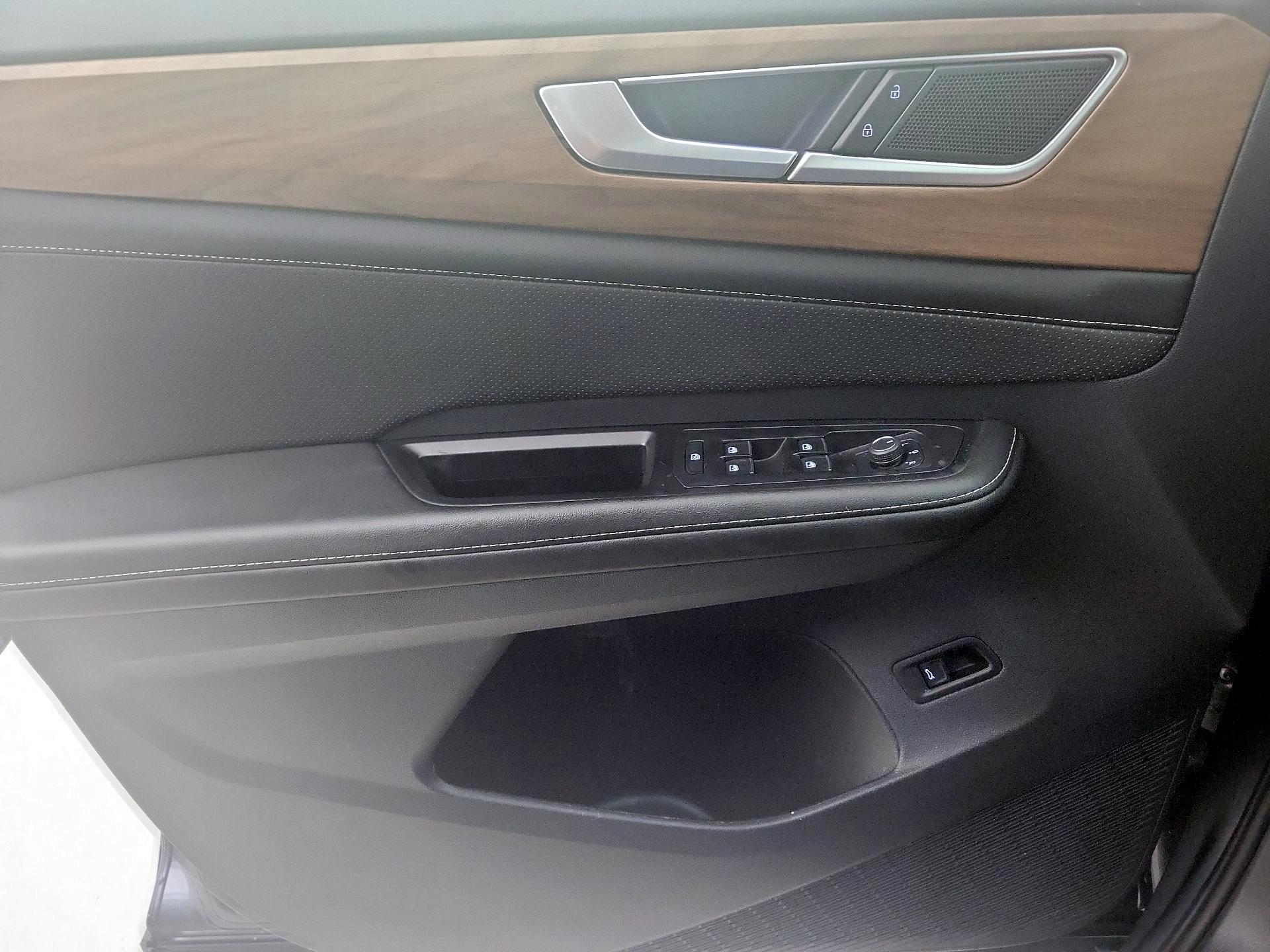 Thumbnail: 2024 Volkswagen Atlas - 12