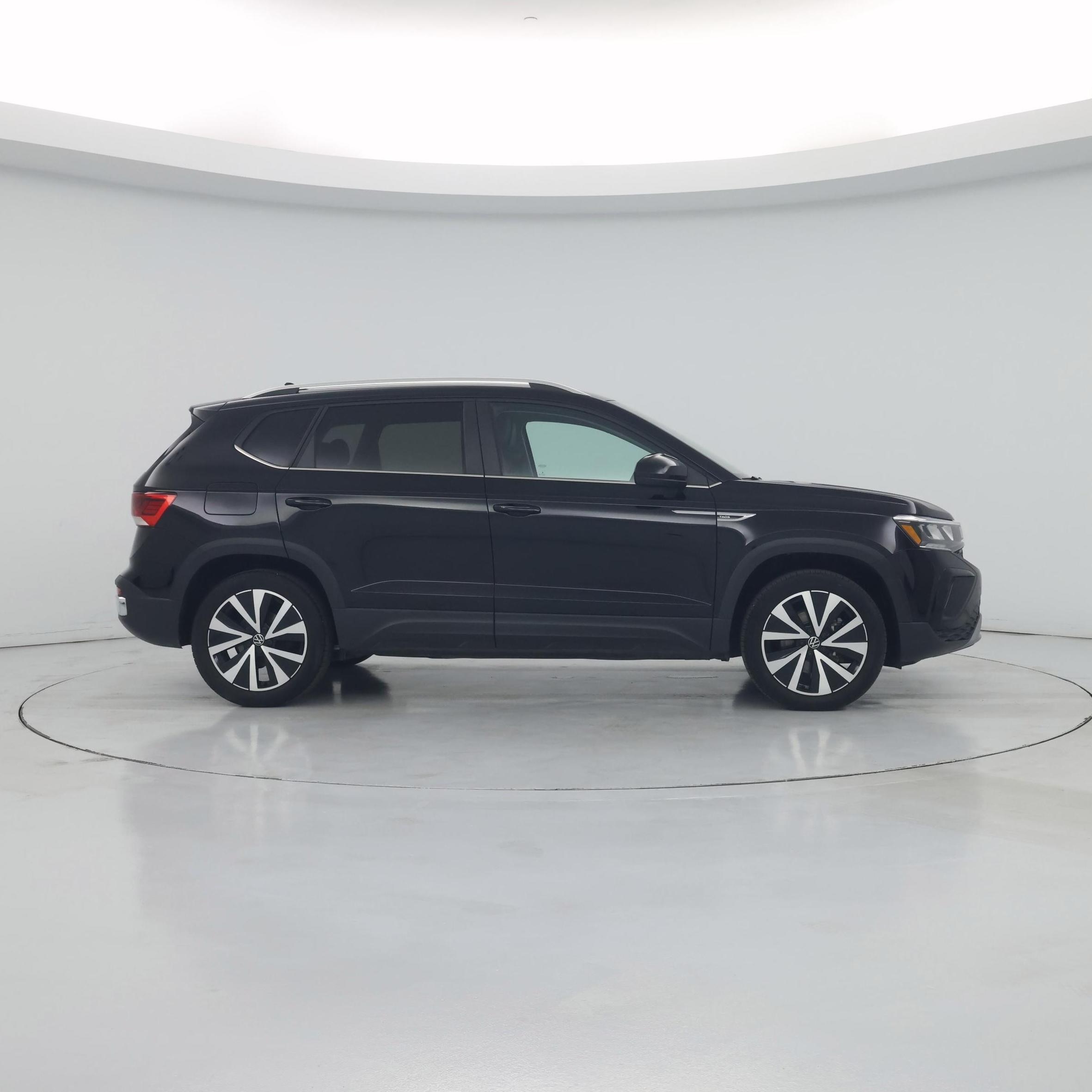 Thumbnail: 2022 Volkswagen Taos - 7