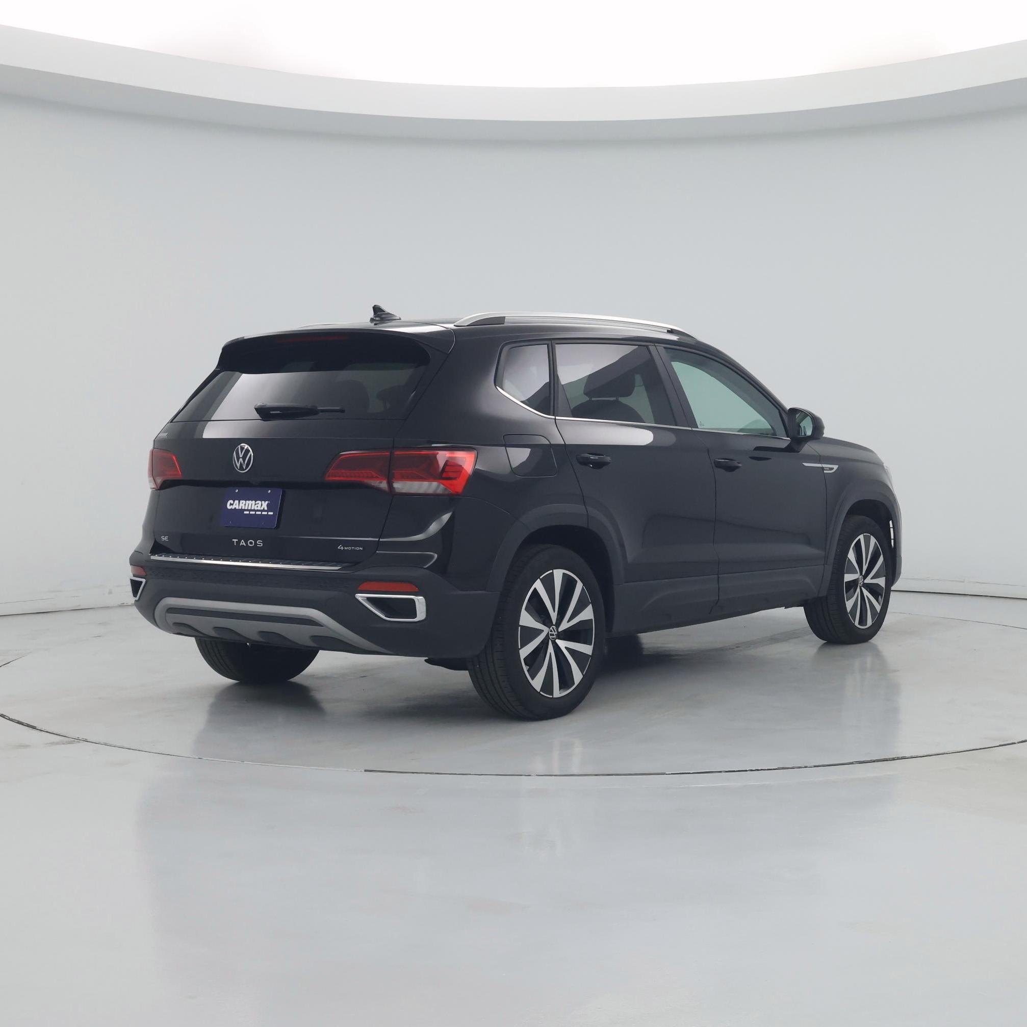 Thumbnail: 2022 Volkswagen Taos - 8
