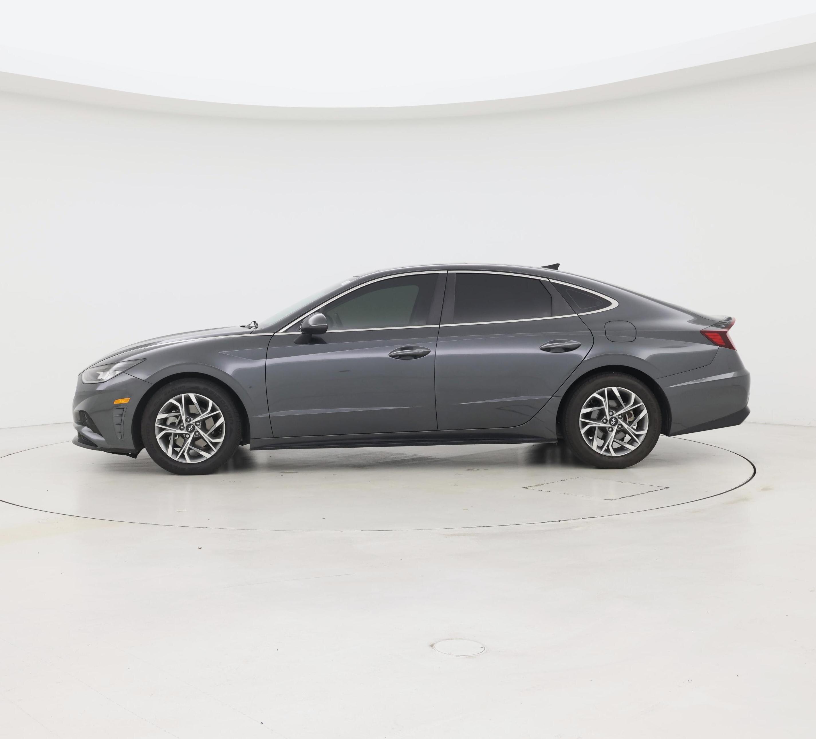 Thumbnail: 2022 Hyundai Sonata - 3