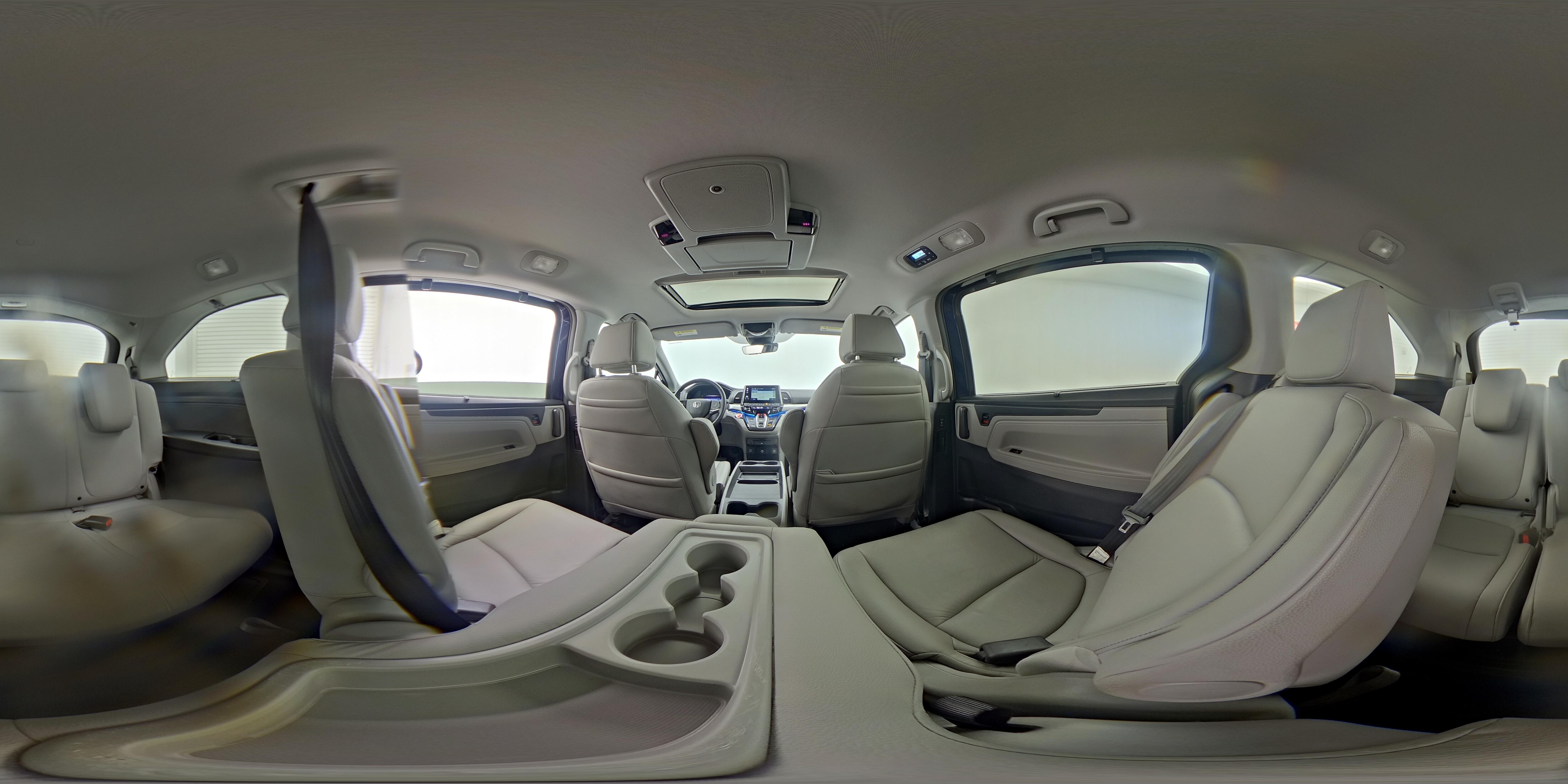 2024 Honda Odyssey Touring - Photo 29