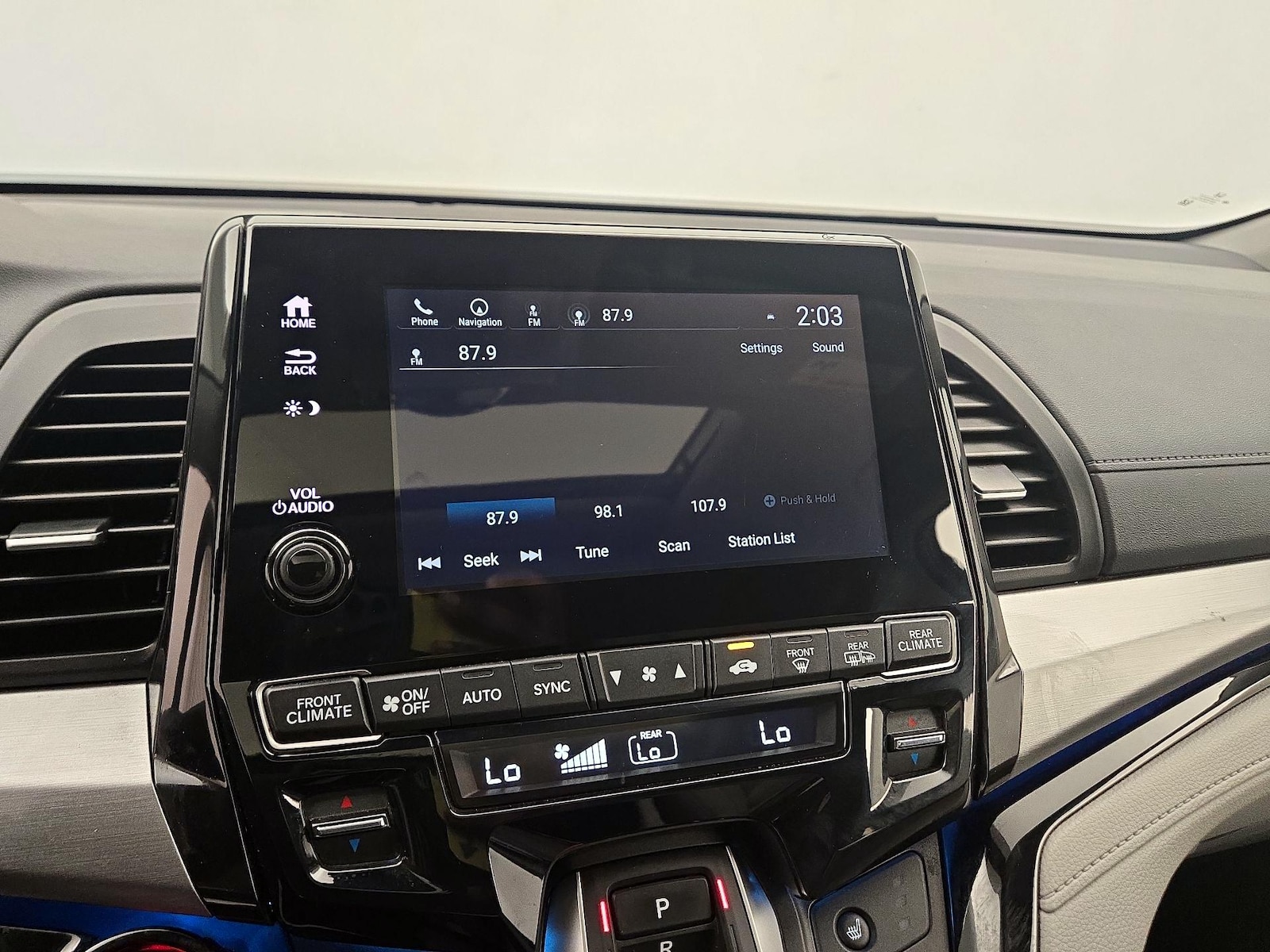 2024 Honda Odyssey Touring - Photo 17