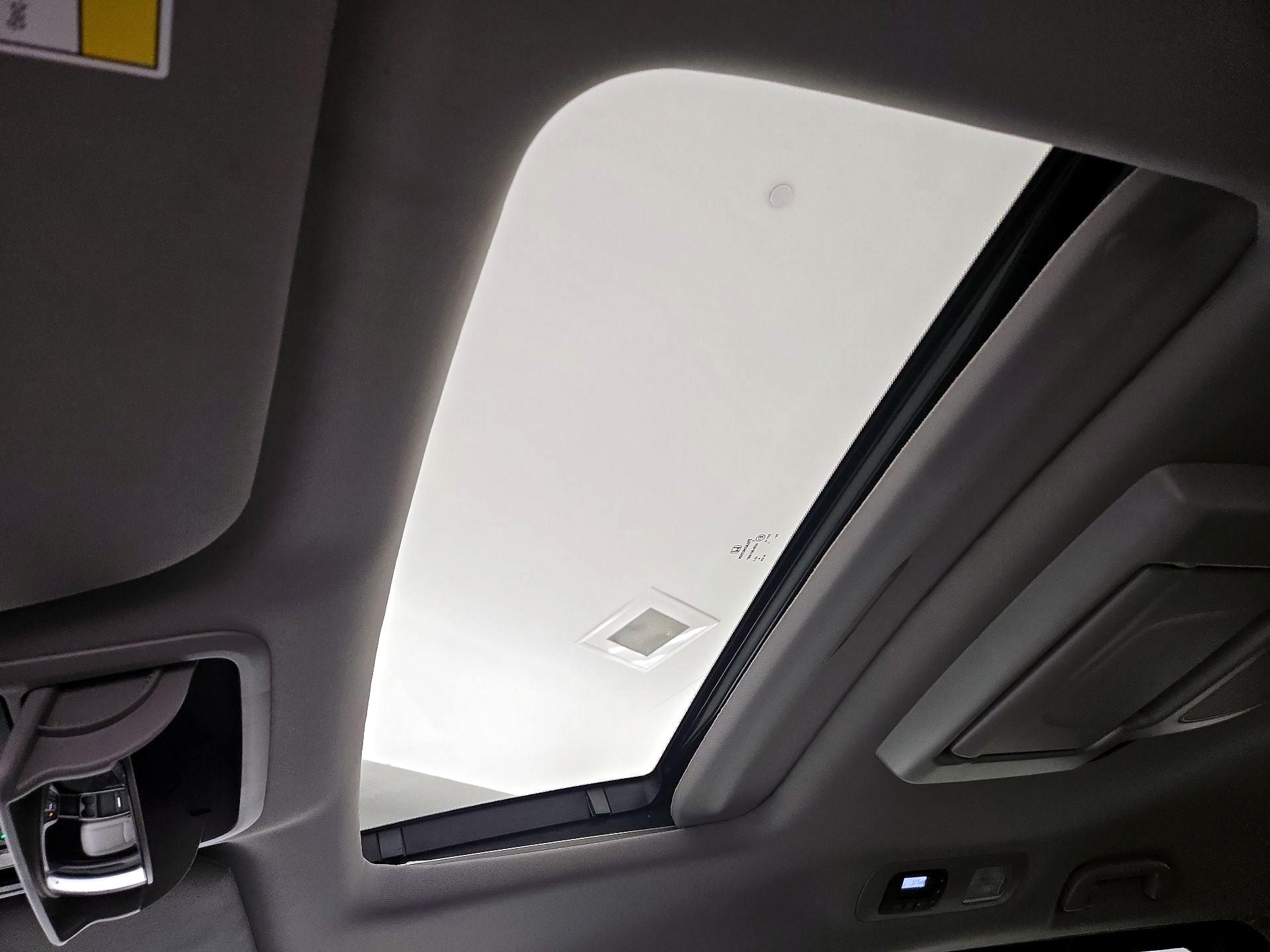 Thumbnail: 2024 Honda Odyssey - 20