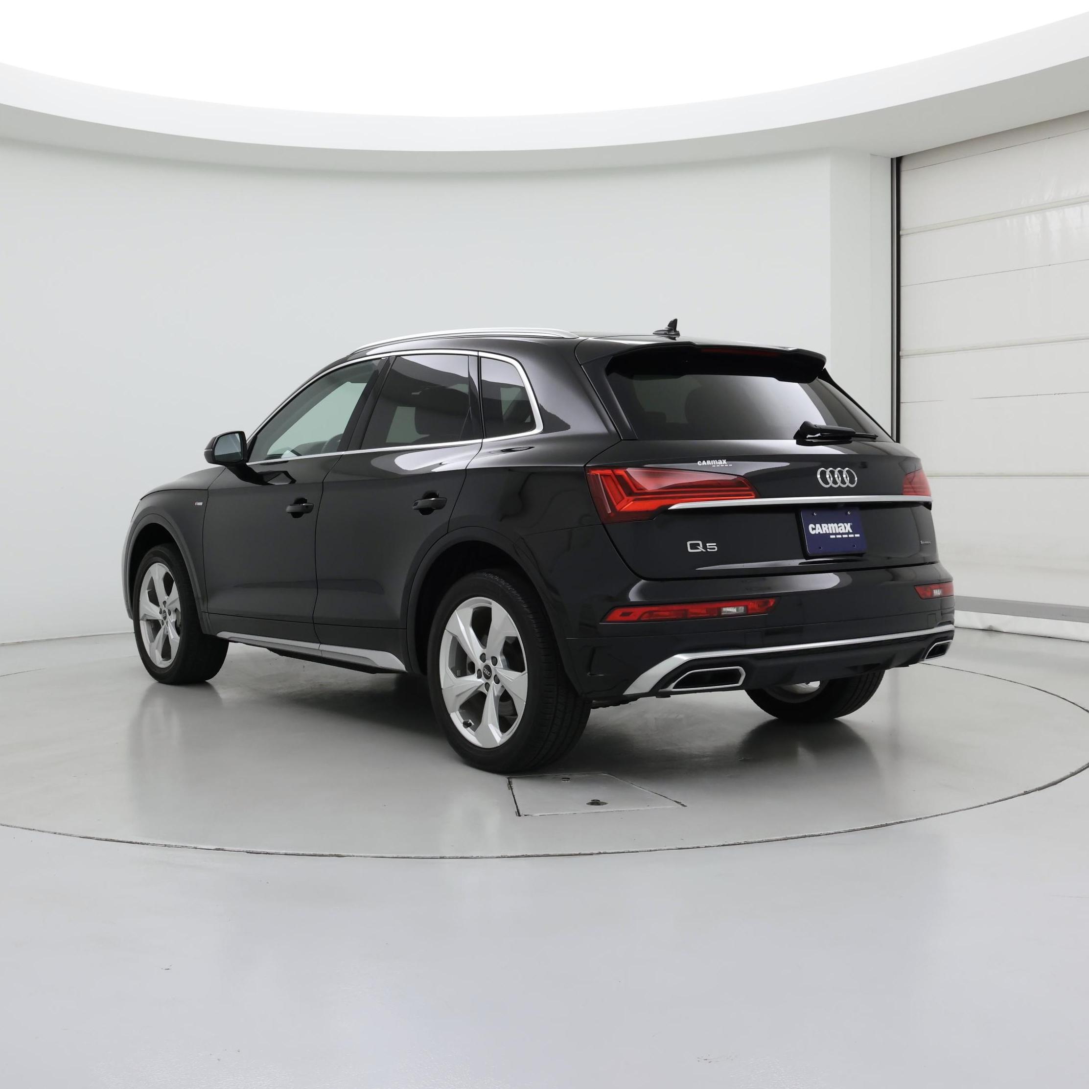 Thumbnail: 2023 Audi Q5 - 2