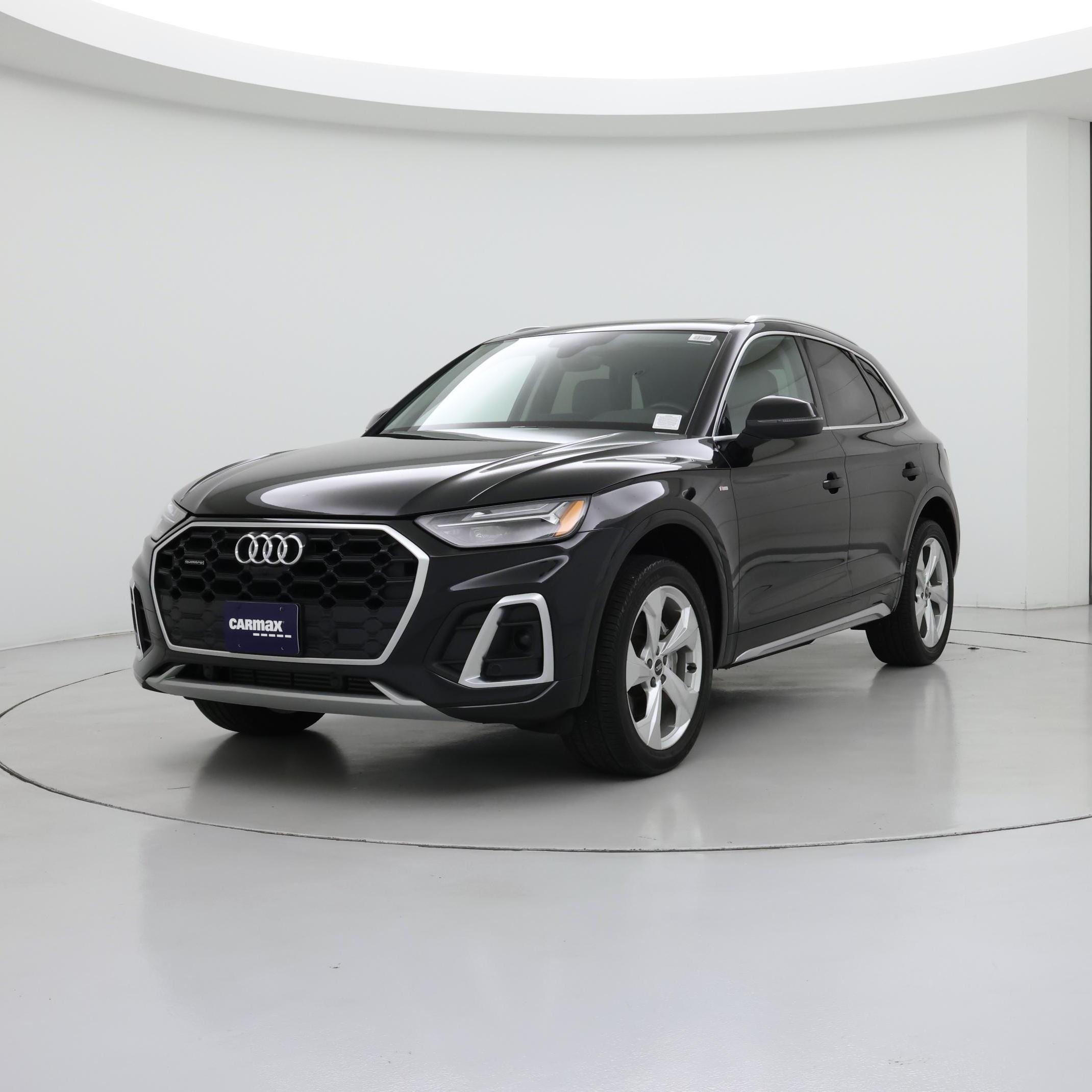 Thumbnail: 2023 Audi Q5 - 4