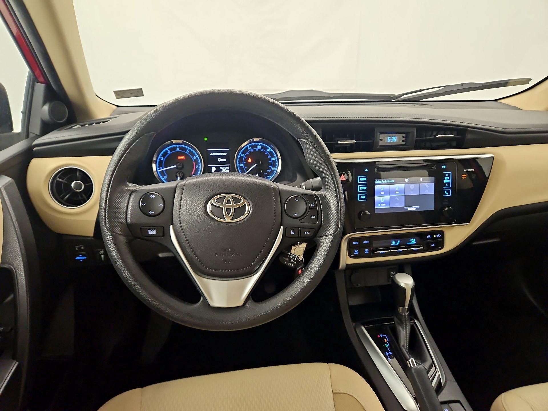 Thumbnail: 2017 Toyota Corolla - 10